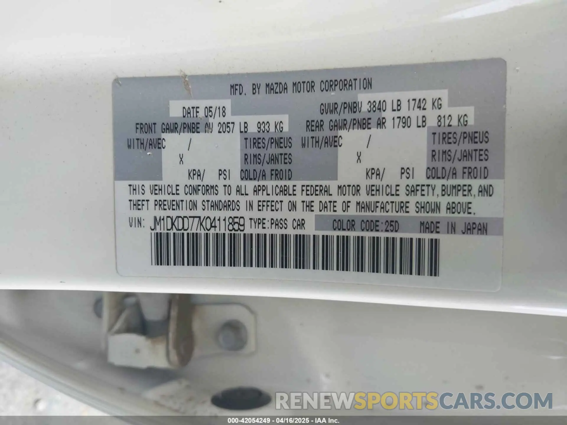 9 Photograph of a damaged car JM1DKDD77K0411859 MAZDA CX-3 2019