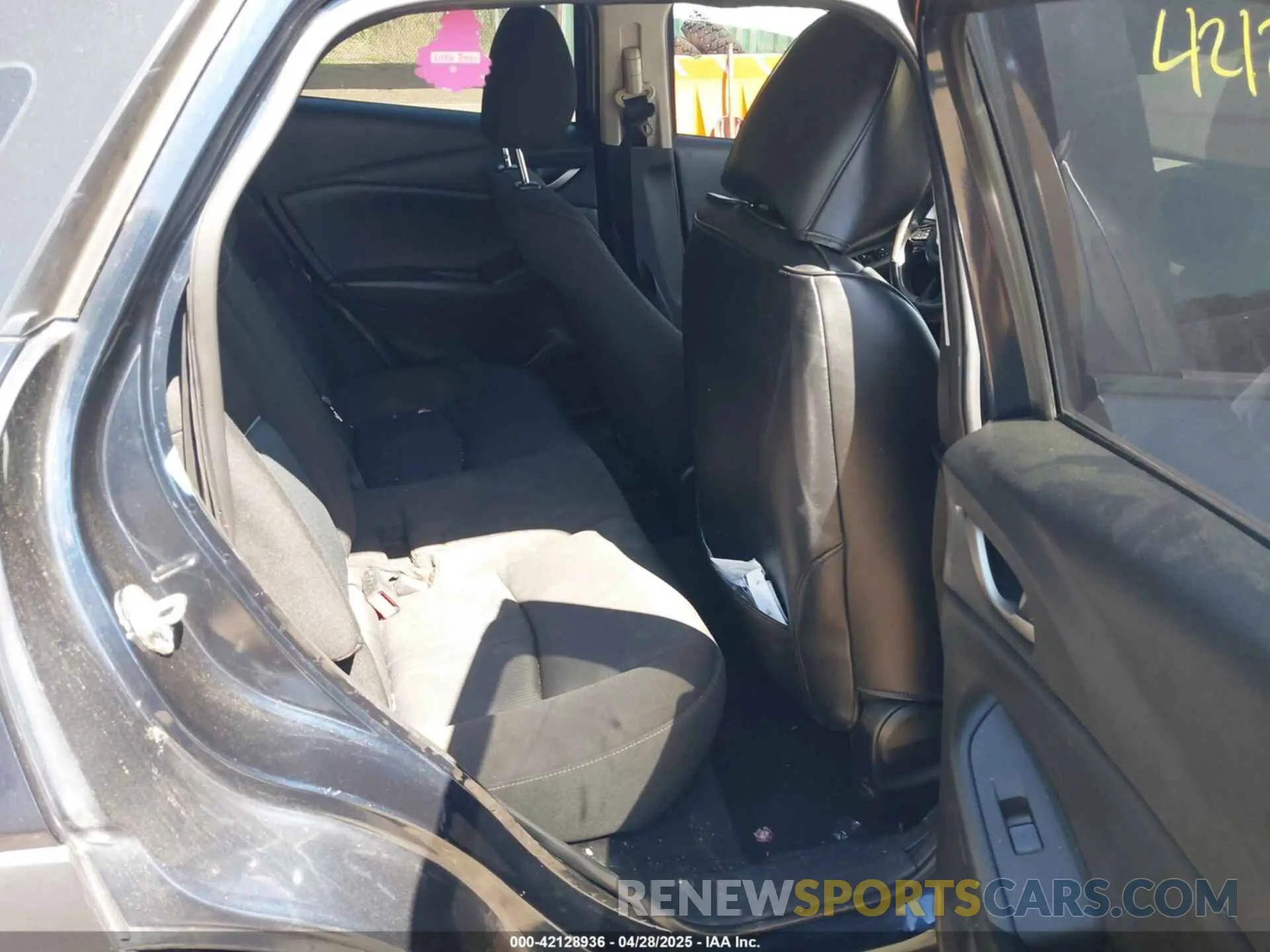 8 Фотография поврежденного автомобиля JM1DKFB70K1451421 MAZDA CX-3 2019