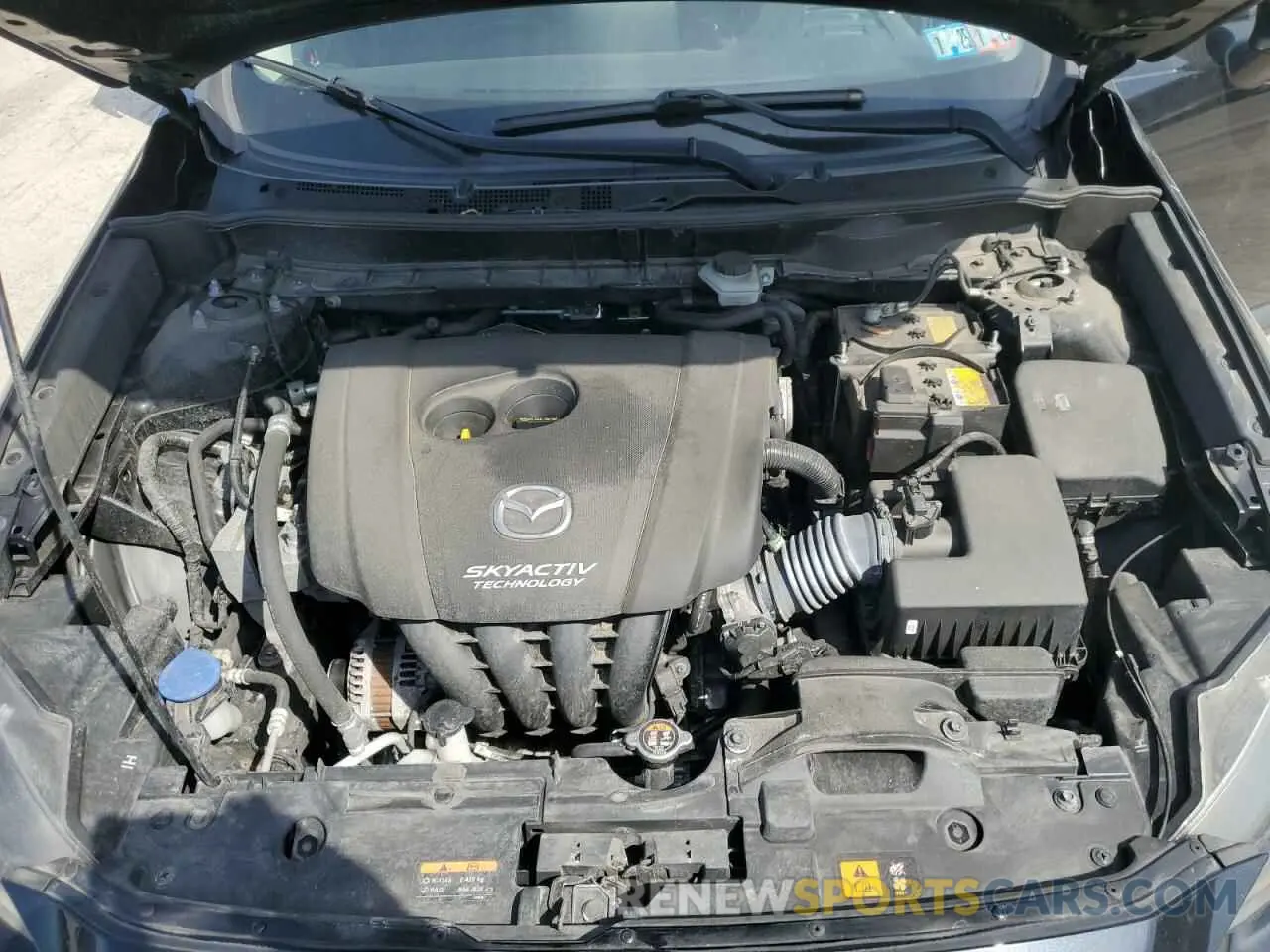 12 Photograph of a damaged car JM1DKFB70K1459566 MAZDA CX-3 2019
