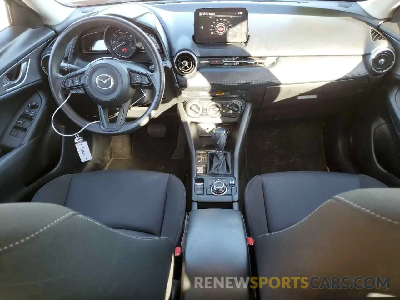8 Фотография поврежденного автомобиля JM1DKFB73K0411887 MAZDA CX-3 2019