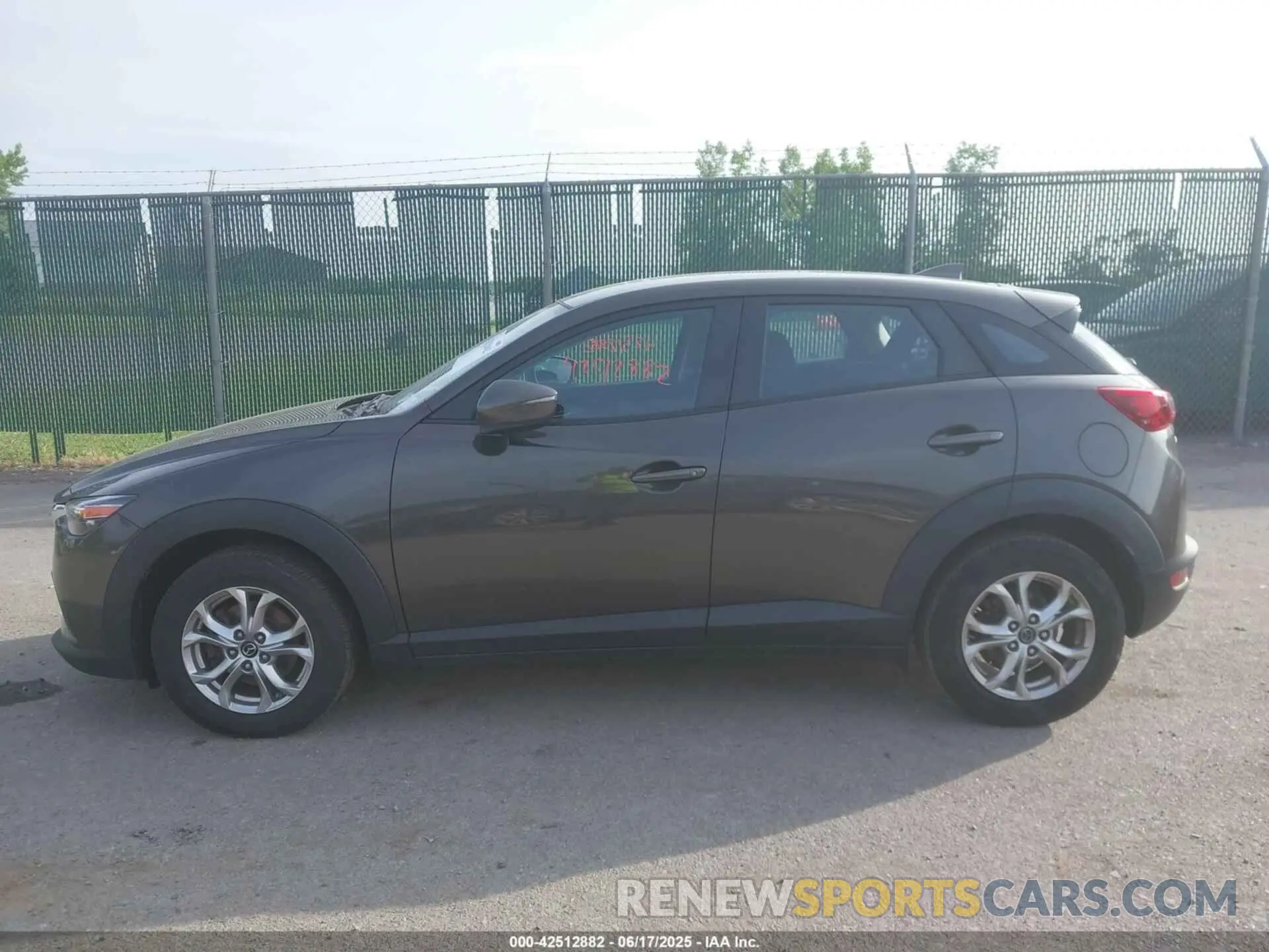 14 Photograph of a damaged car JM1DKFB73K0427698 MAZDA CX-3 2019