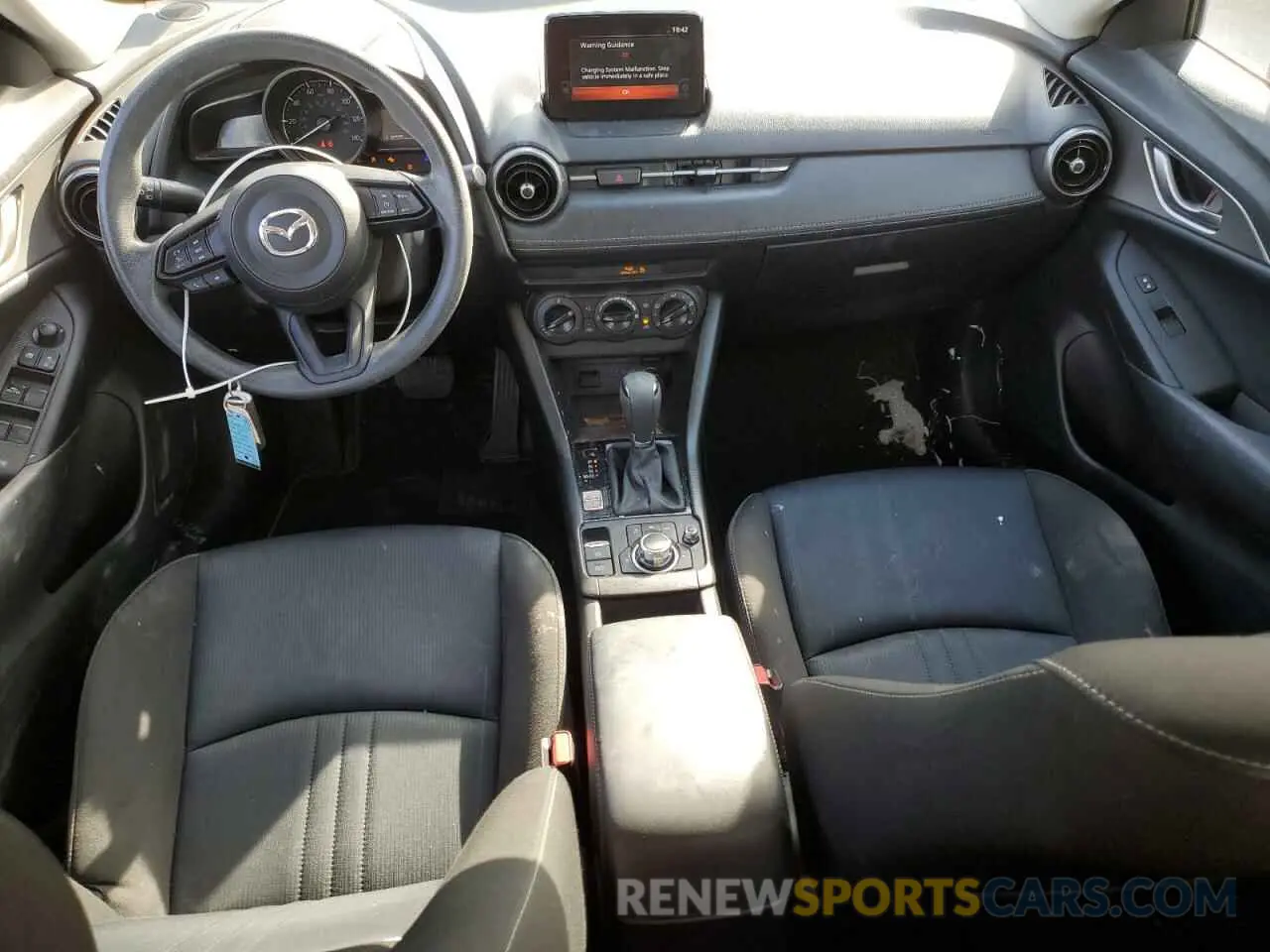 8 Фотография поврежденного автомобиля JM1DKFB75K1451110 MAZDA CX-3 2019