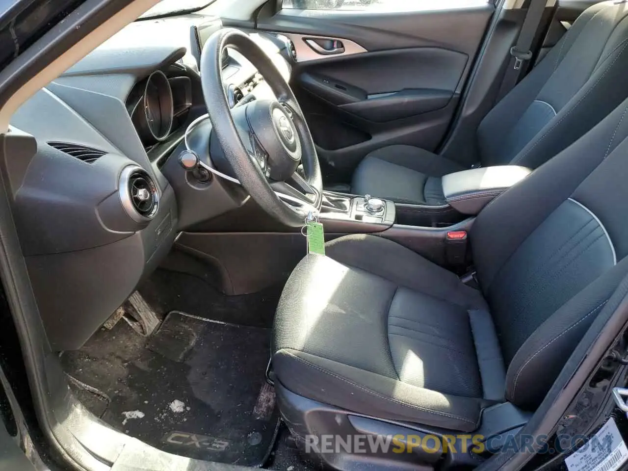 7 Фотография поврежденного автомобиля JM1DKFB75K1451219 MAZDA CX-3 2019