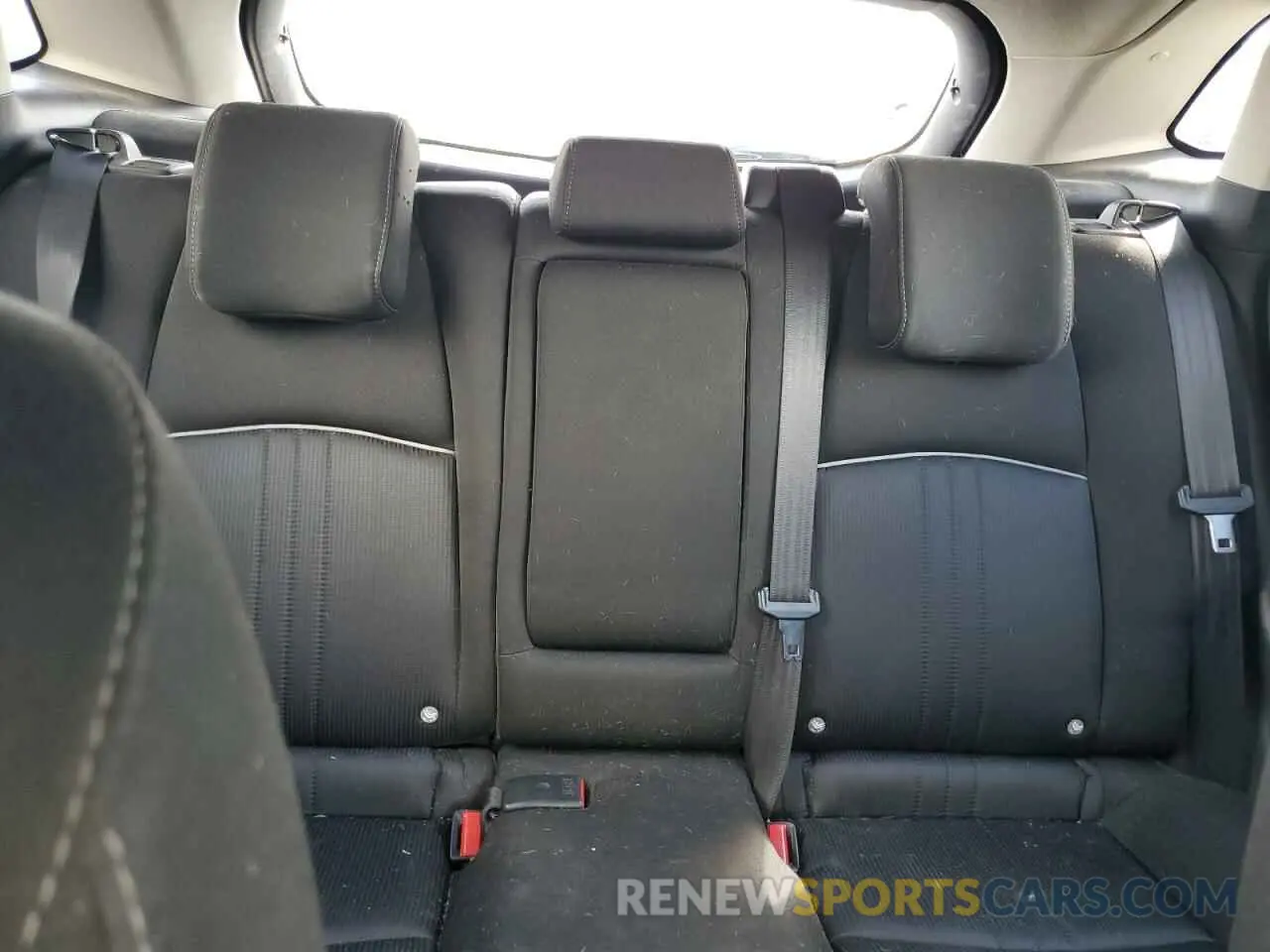 10 Photograph of a damaged car JM1DKFB78K0420620 MAZDA CX-3 2019