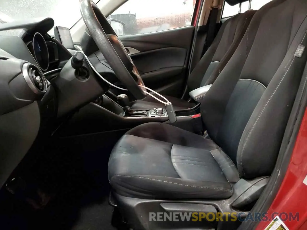 7 Photograph of a damaged car JM1DKFB7XK0404788 MAZDA CX-3 2019