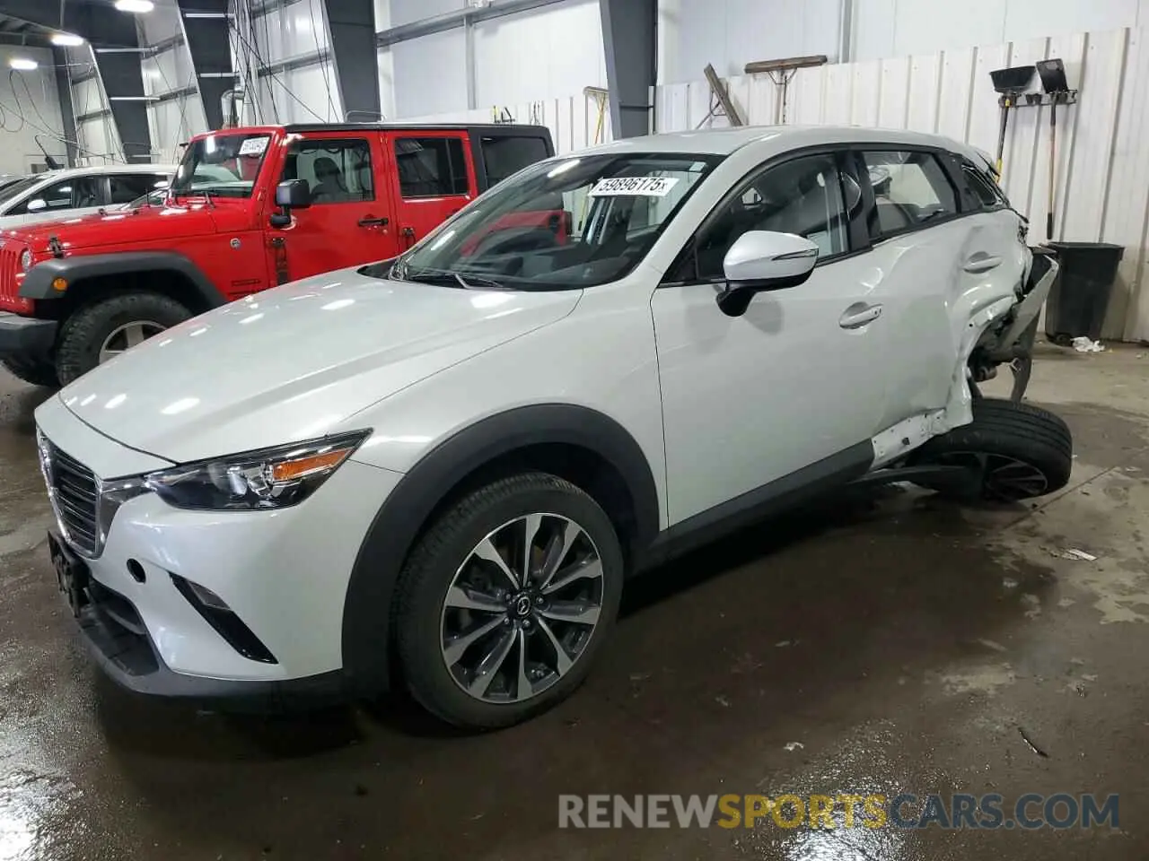 1 Фотография поврежденного автомобиля JM1DKFC74K0453693 MAZDA CX-3 2019