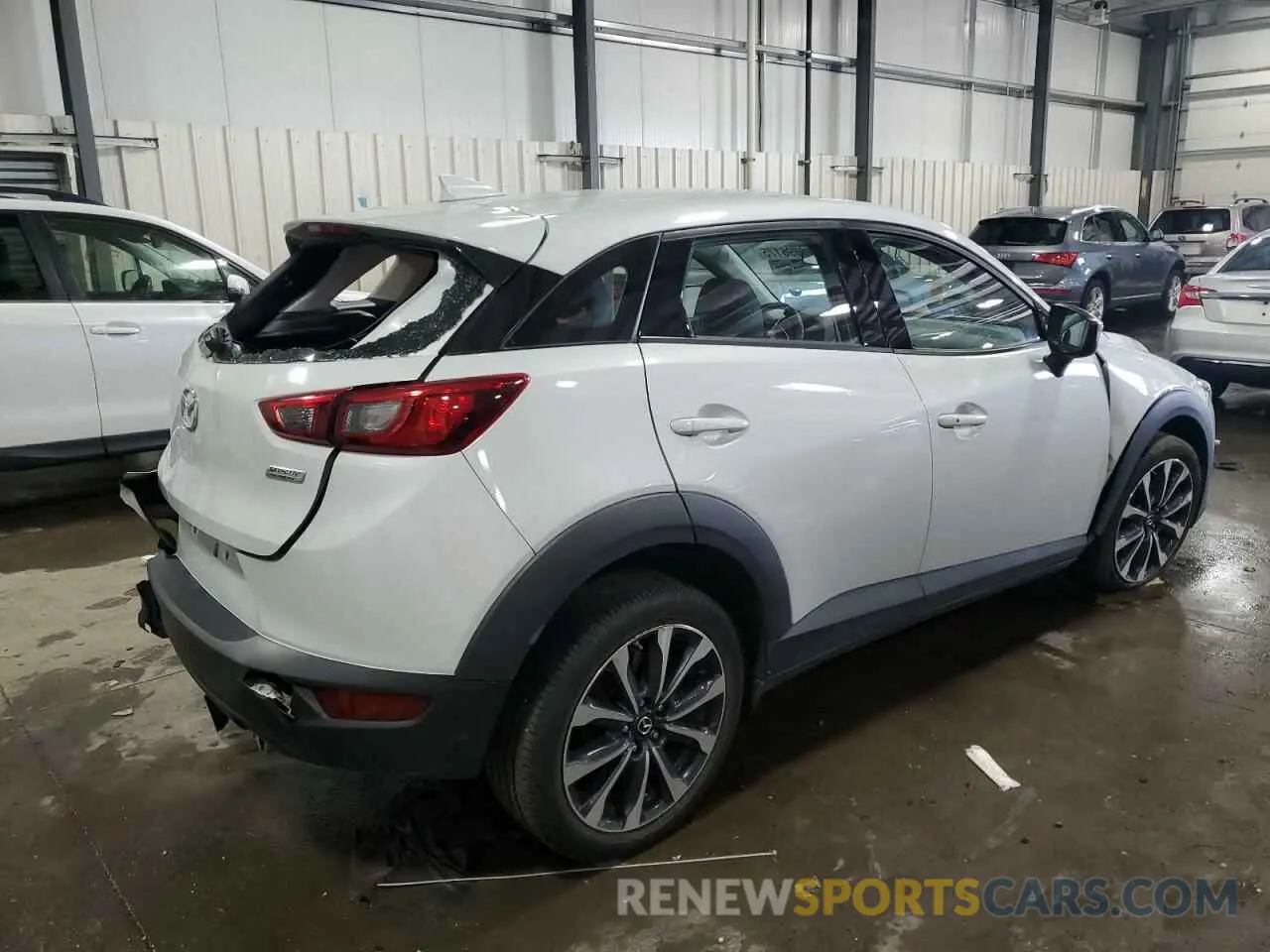 3 Фотография поврежденного автомобиля JM1DKFC74K0453693 MAZDA CX-3 2019