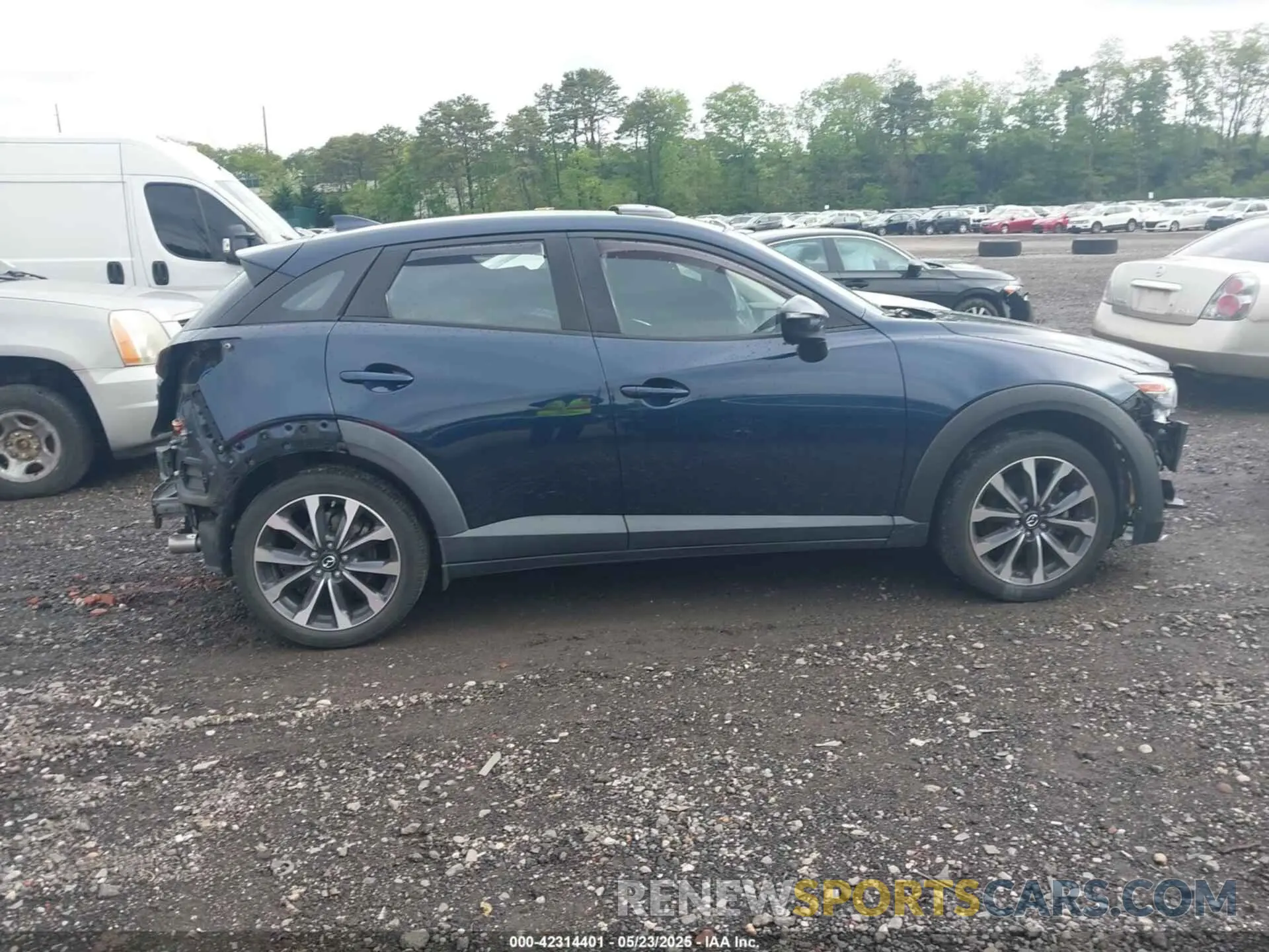 13 Photograph of a damaged car JM1DKFC76K0446440 MAZDA CX-3 2019
