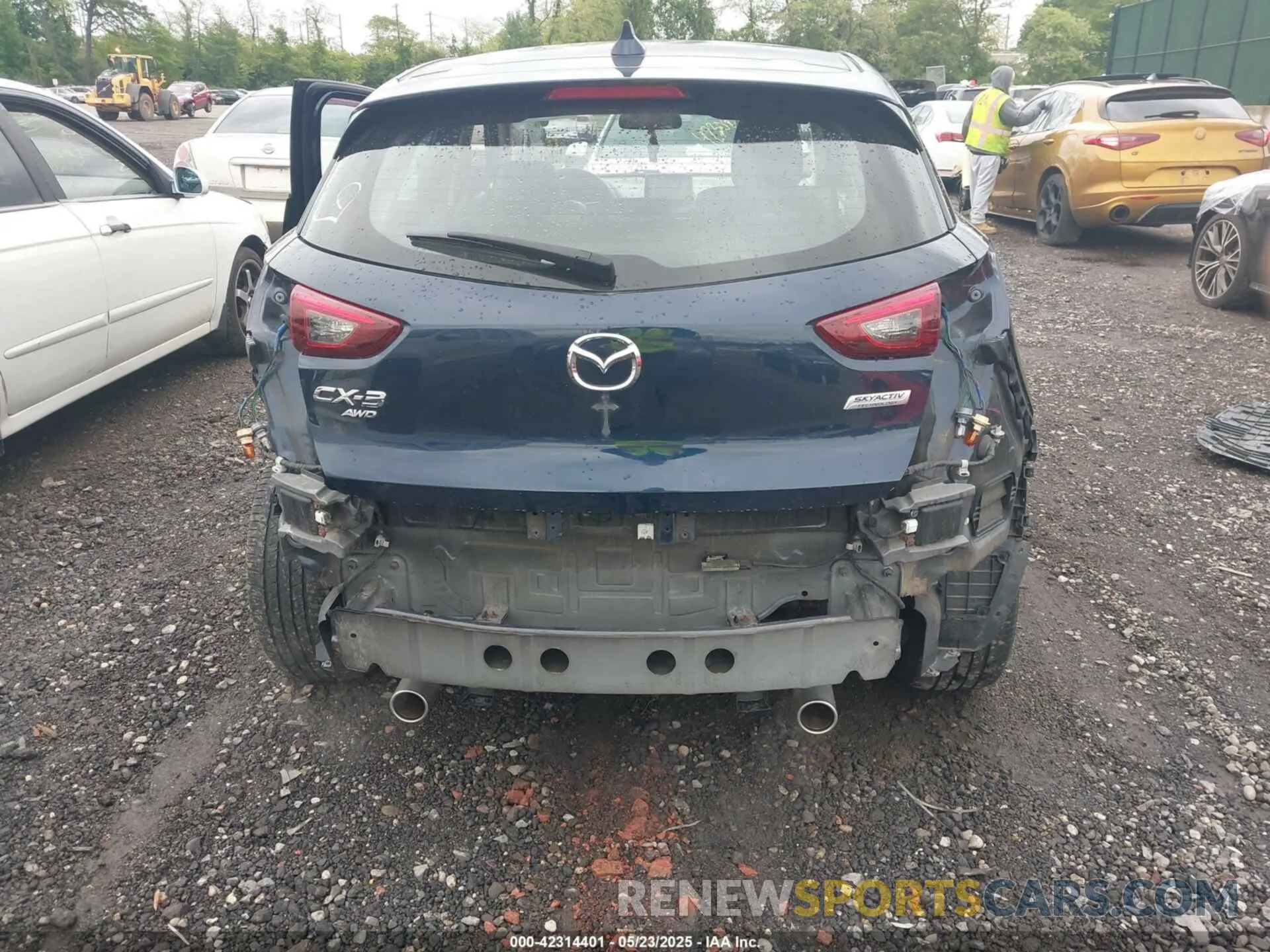17 Photograph of a damaged car JM1DKFC76K0446440 MAZDA CX-3 2019