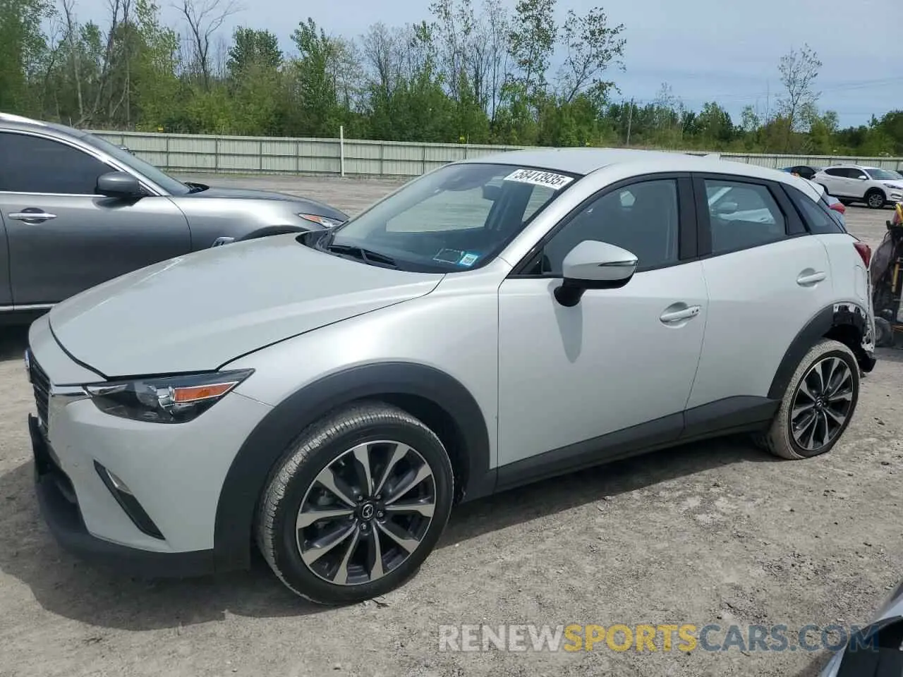 1 Фотография поврежденного автомобиля JM1DKFC76K1451342 MAZDA CX-3 2019