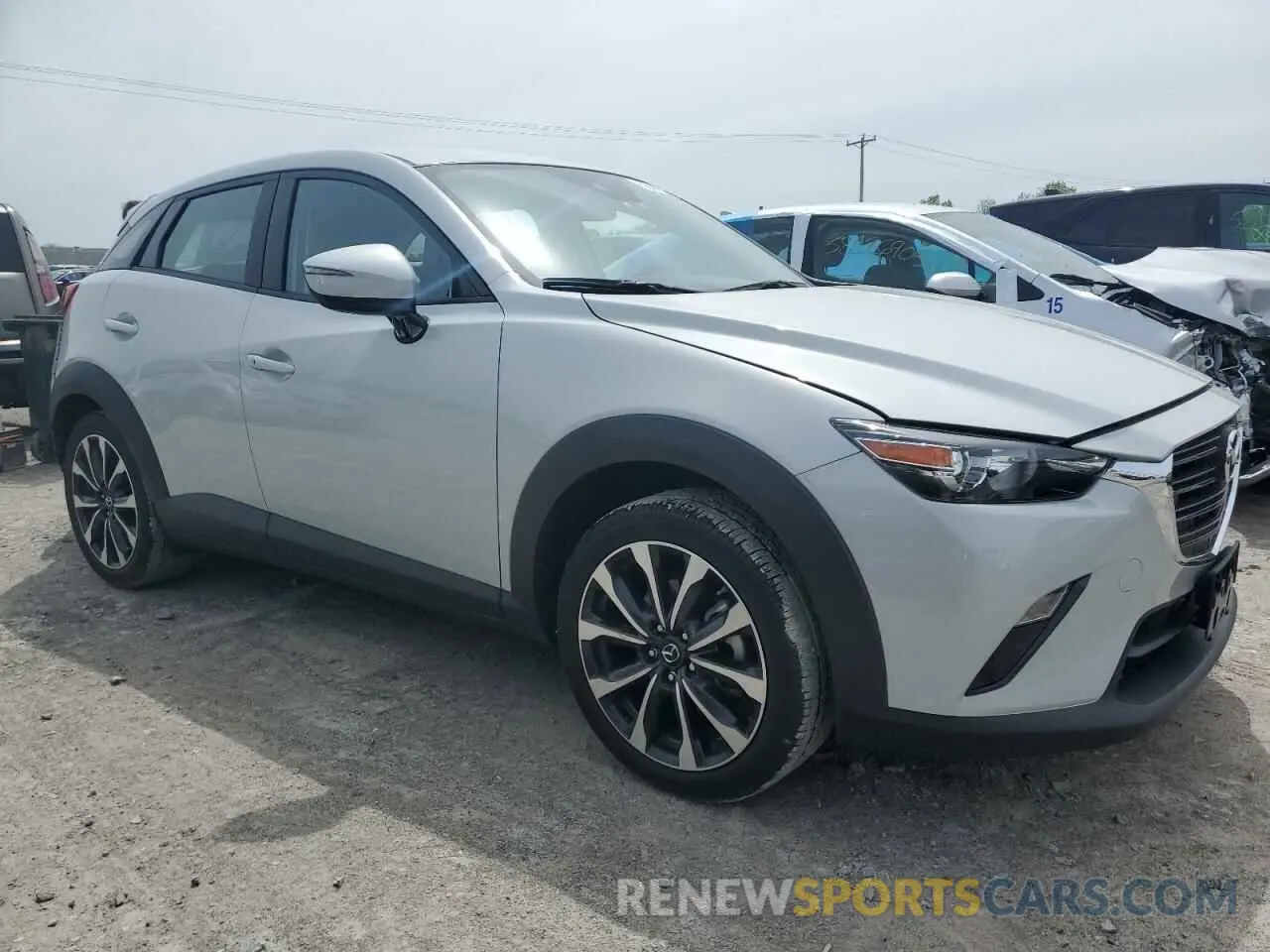 4 Фотография поврежденного автомобиля JM1DKFC76K1451342 MAZDA CX-3 2019