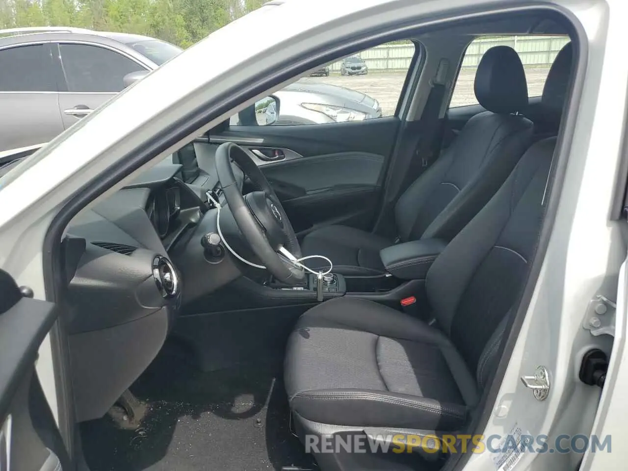 7 Фотография поврежденного автомобиля JM1DKFC76K1451342 MAZDA CX-3 2019