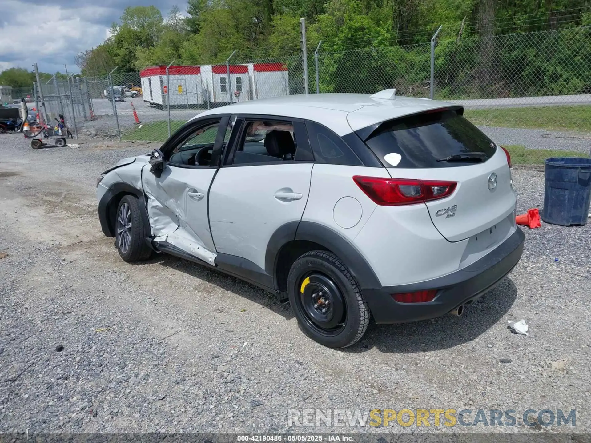 3 Photograph of a damaged car JM1DKFC78K0403122 MAZDA CX-3 2019