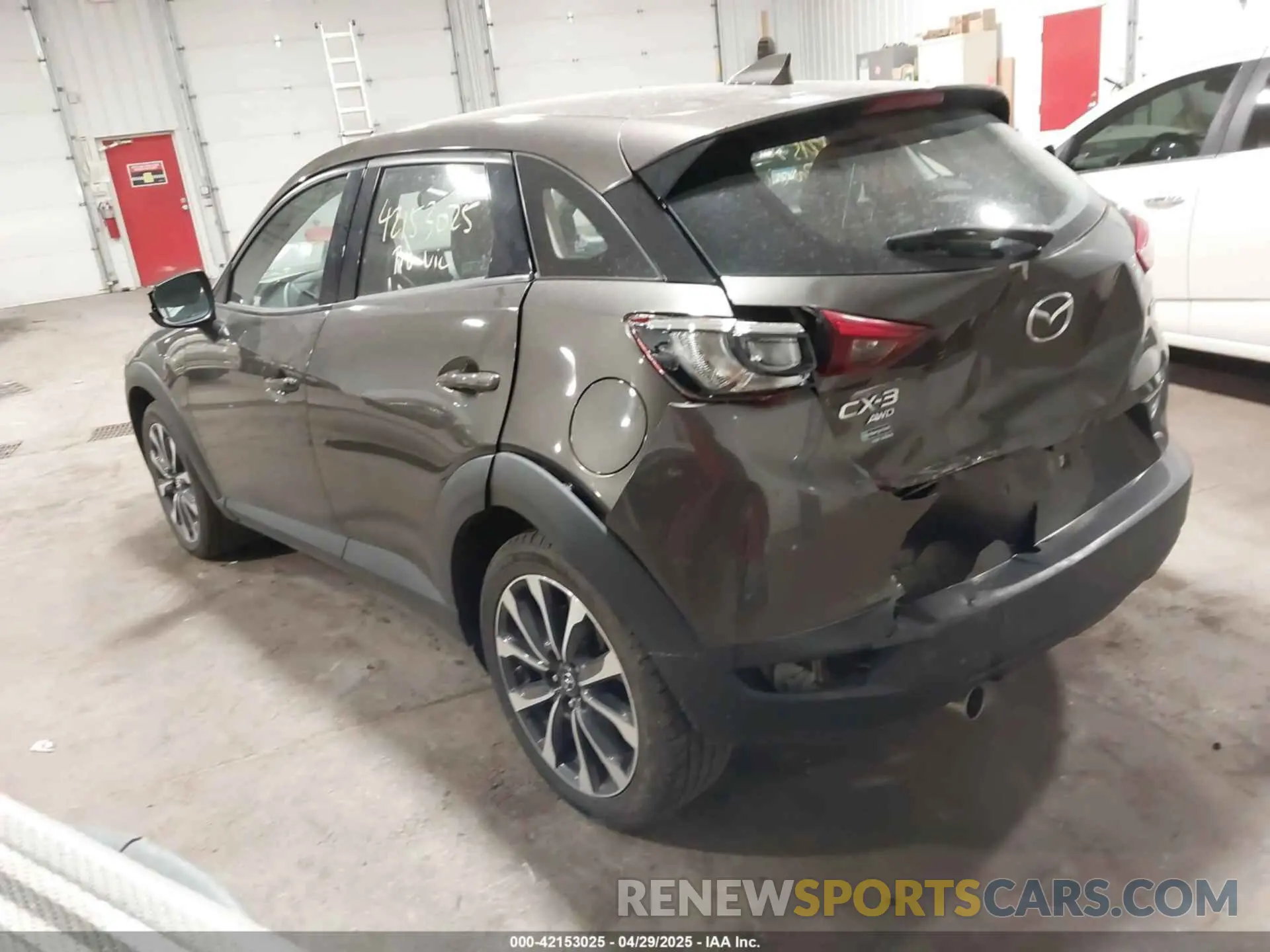 3 Photograph of a damaged car JM1DKFC79K0442432 MAZDA CX-3 2019