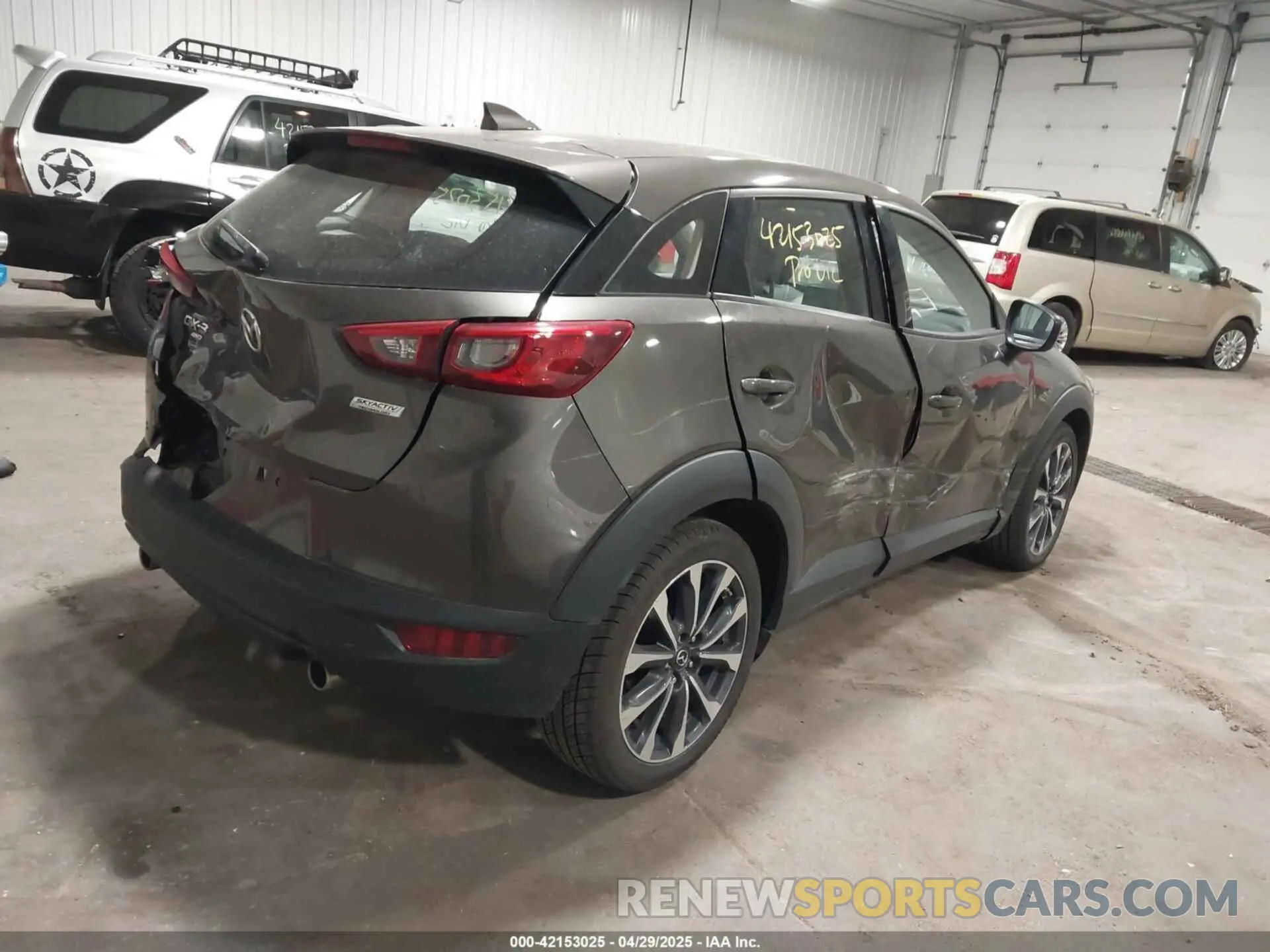 4 Photograph of a damaged car JM1DKFC79K0442432 MAZDA CX-3 2019