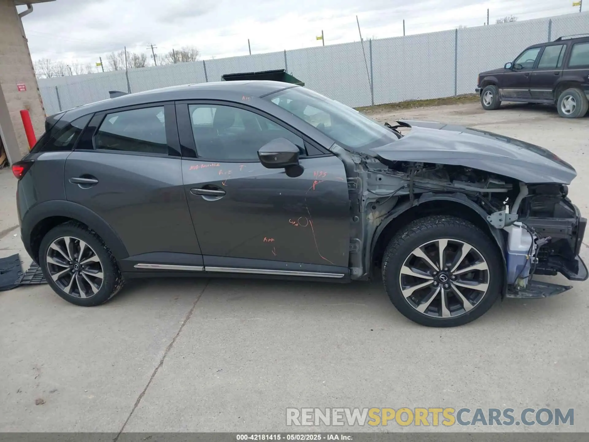 14 Фотография поврежденного автомобиля JM1DKFD72K0450239 MAZDA CX-3 2019