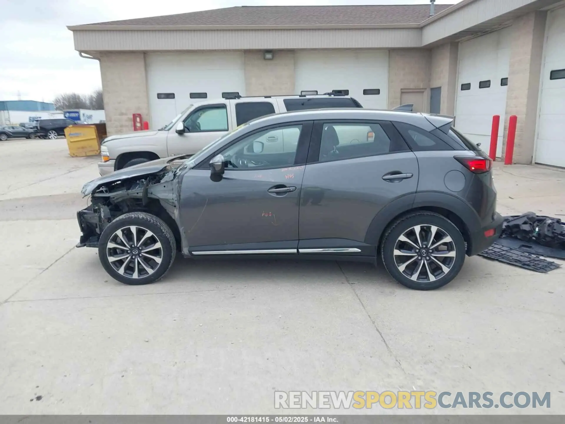 15 Фотография поврежденного автомобиля JM1DKFD72K0450239 MAZDA CX-3 2019