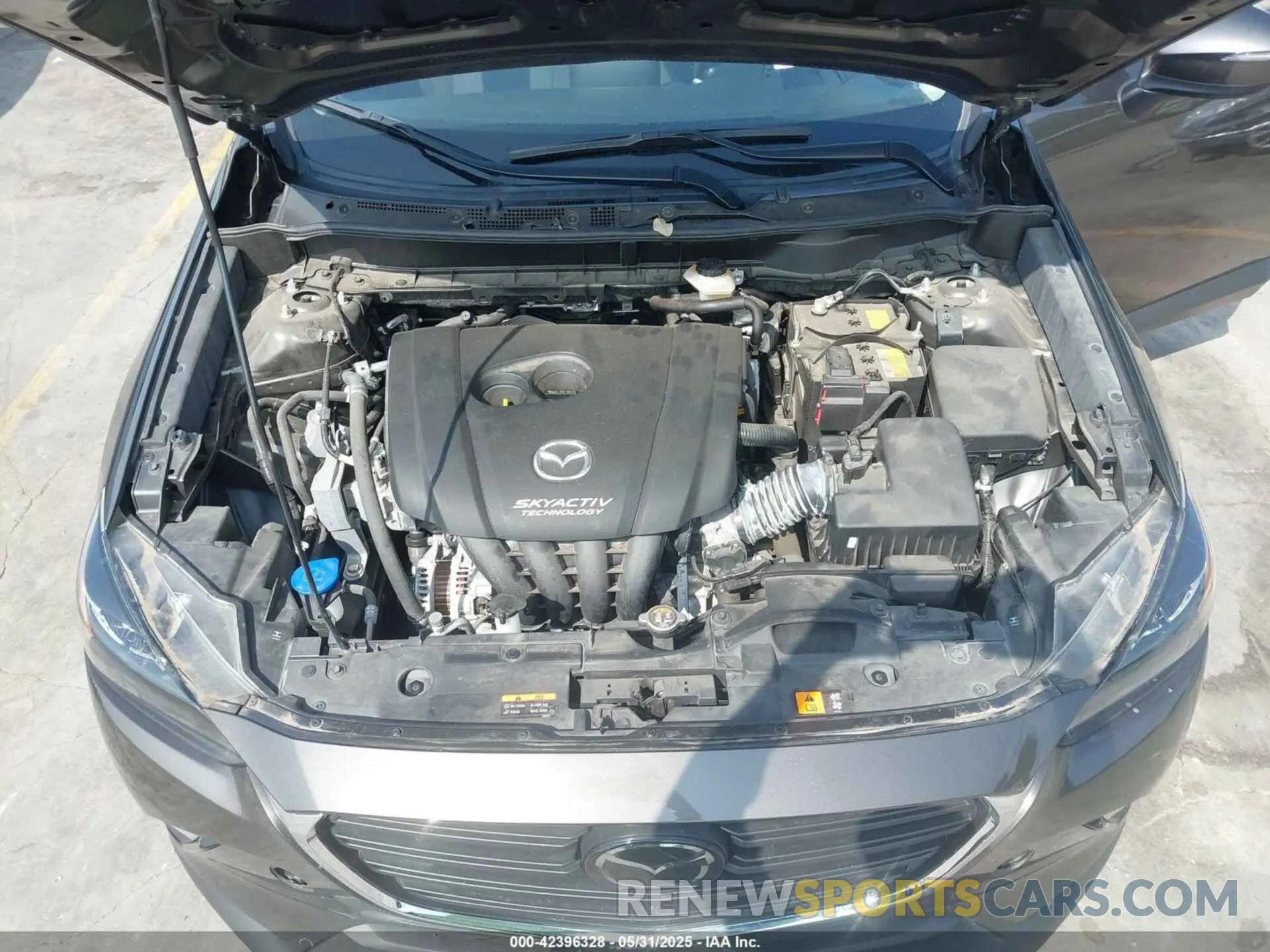 10 Photograph of a damaged car JM1DKDB71L1471411 MAZDA CX-3 2020
