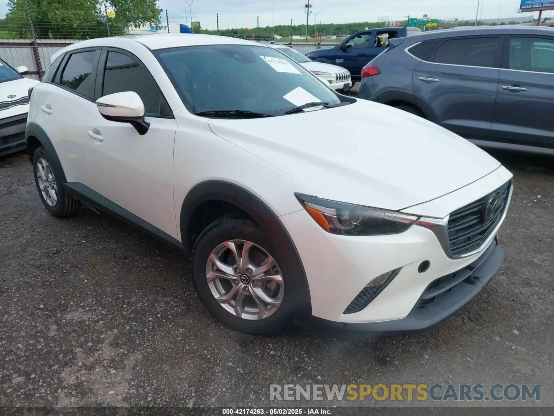 1 Фотография поврежденного автомобиля JM1DKDB74L1475226 MAZDA CX-3 2020