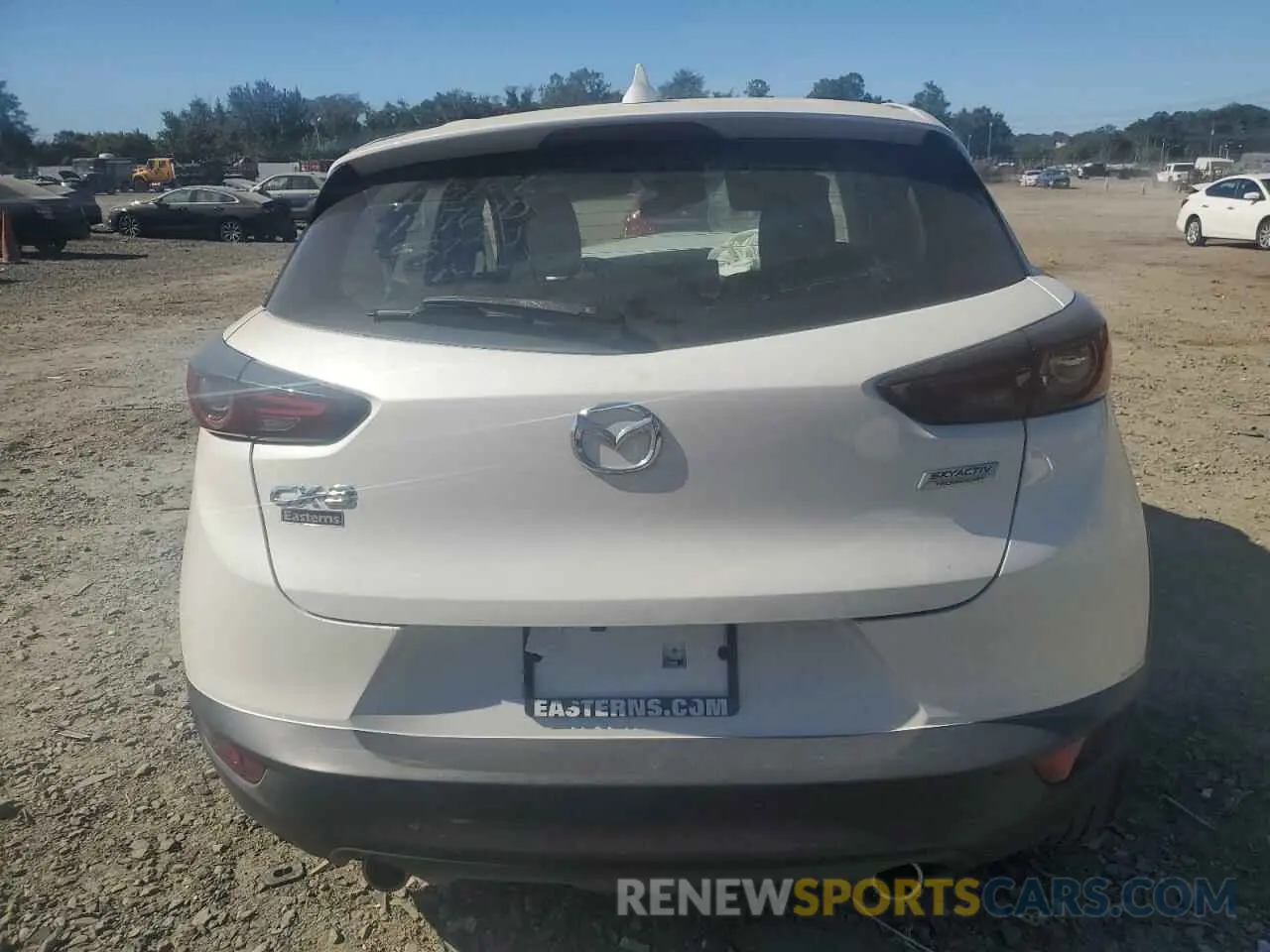 6 Photograph of a damaged car JM1DKDB79L1474363 MAZDA CX-3 2020