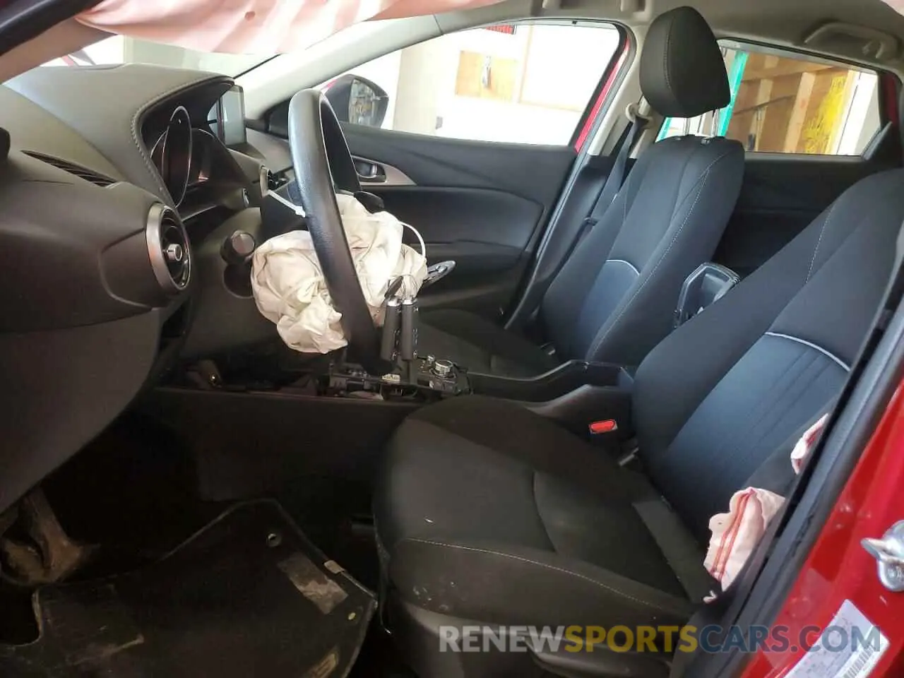 7 Фотография поврежденного автомобиля JM1DKFB73L1467405 MAZDA CX-3 2020