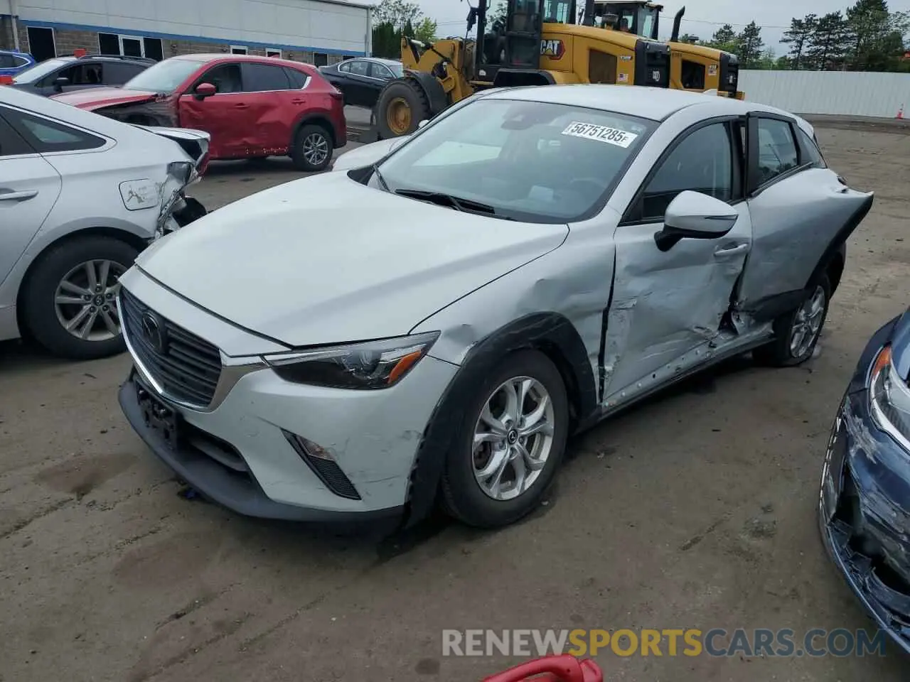 1 Фотография поврежденного автомобиля JM1DKFB75L1474078 MAZDA CX-3 2020