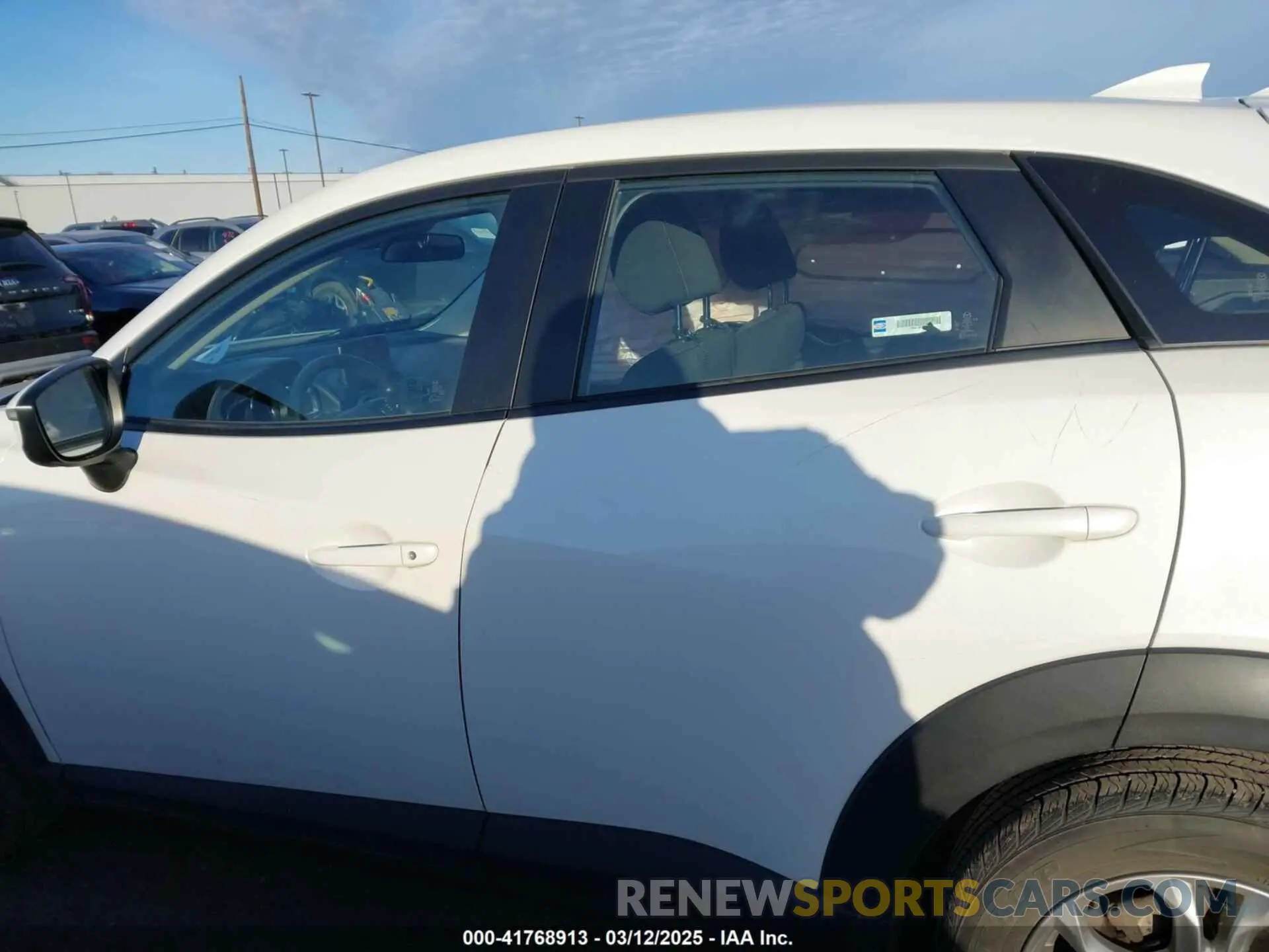 13 Фотография поврежденного автомобиля JM1DKFB79L1473323 MAZDA CX-3 2020