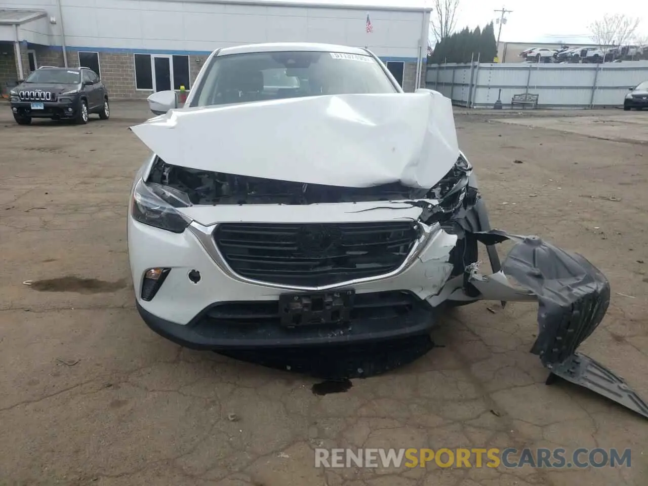 5 Photograph of a damaged car JM1DKFB7XL1475193 MAZDA CX-3 2020