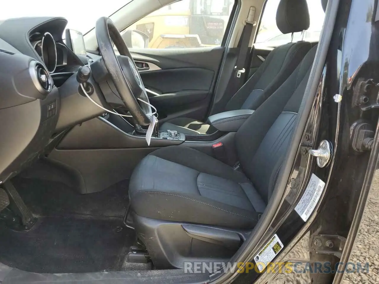7 Фотография поврежденного автомобиля JM1DKDB73M1505009 MAZDA CX-3 2021