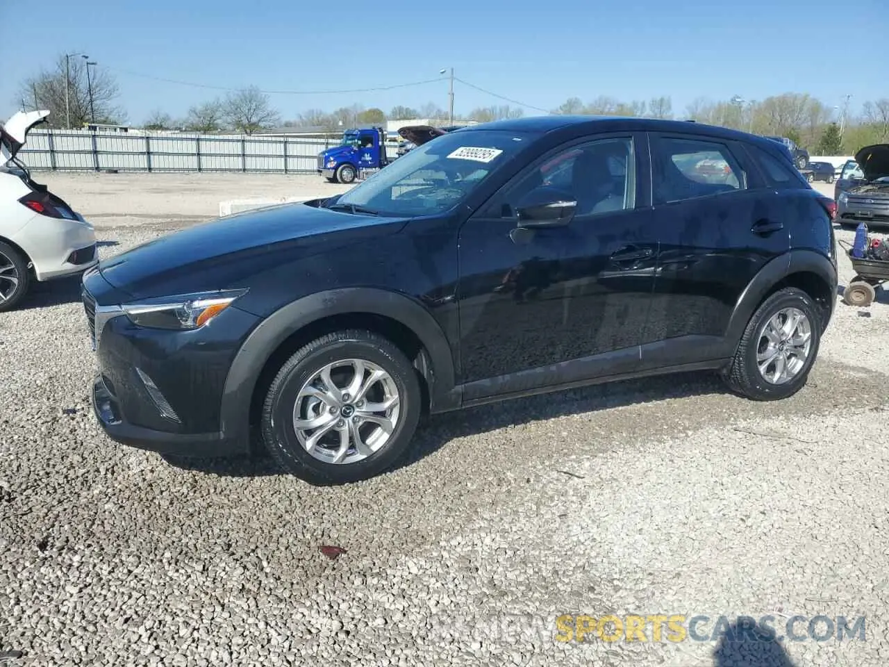 1 Фотография поврежденного автомобиля JM1DKDB74M1503916 MAZDA CX-3 2021