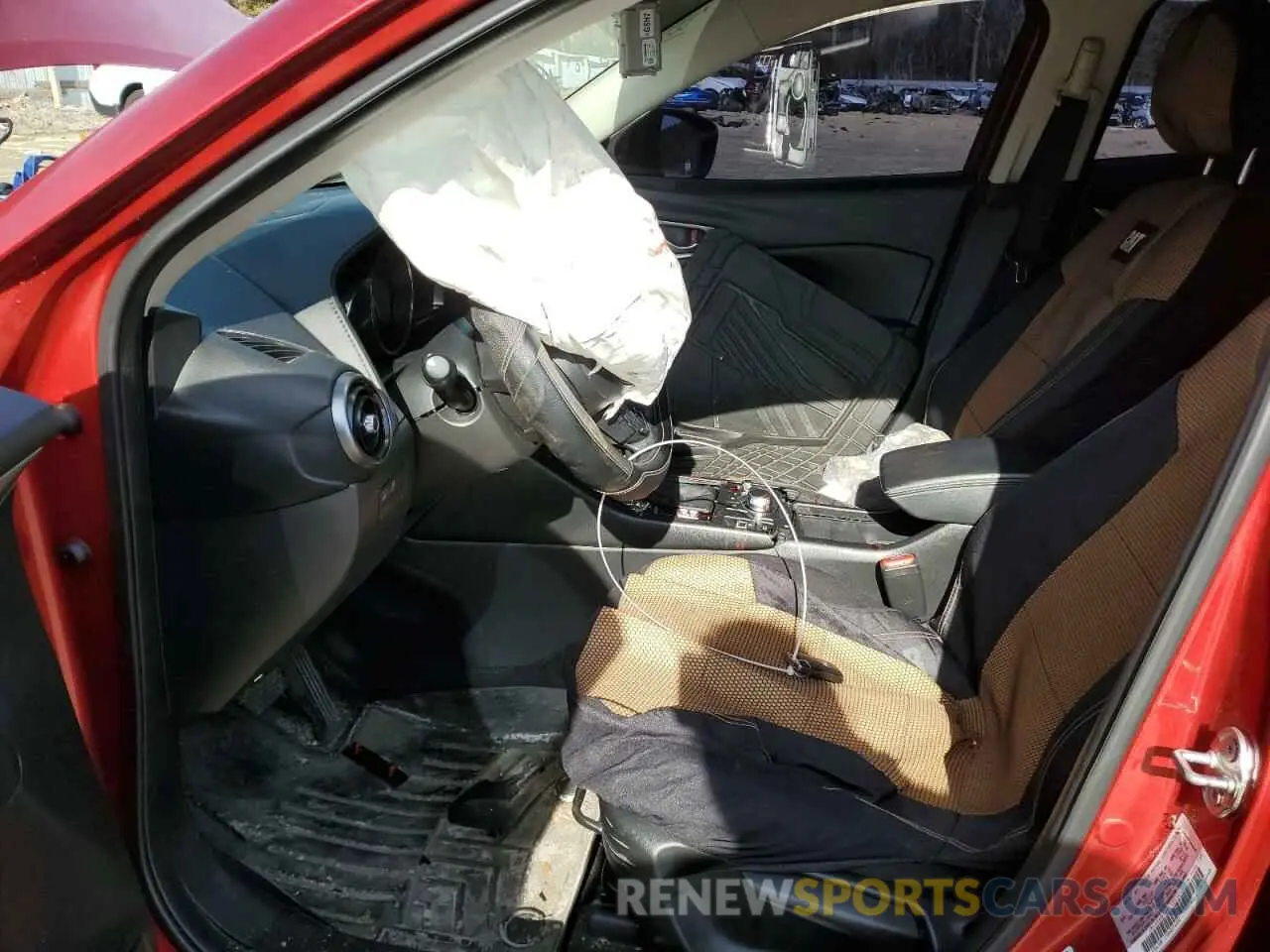 7 Фотография поврежденного автомобиля JM1DKDB76M1501309 MAZDA CX-3 2021