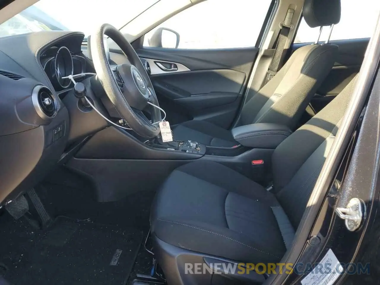 7 Photograph of a damaged car JM1DKDB79M1512613 MAZDA CX-3 2021