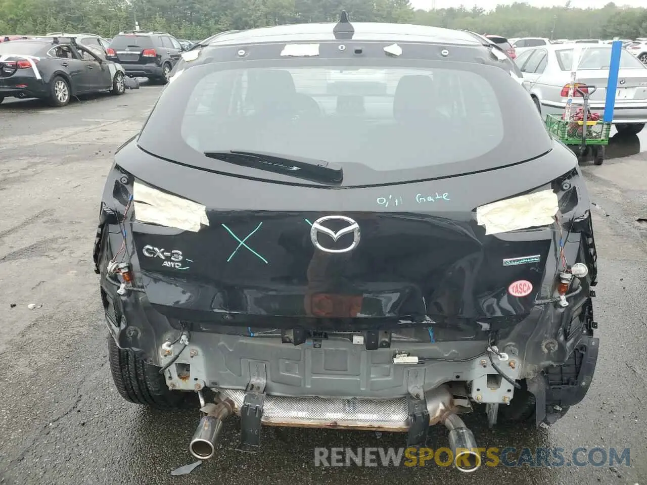 6 Photograph of a damaged car JM1DKFB76M1516369 MAZDA CX-3 2021