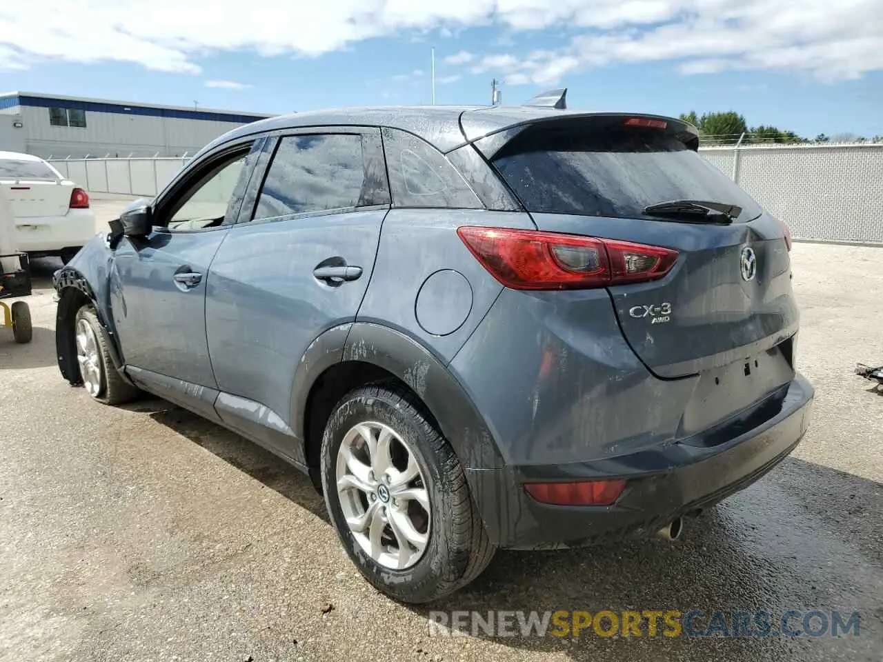 2 Фотография поврежденного автомобиля JM1DKFC79M1504702 MAZDA CX-3 2021
