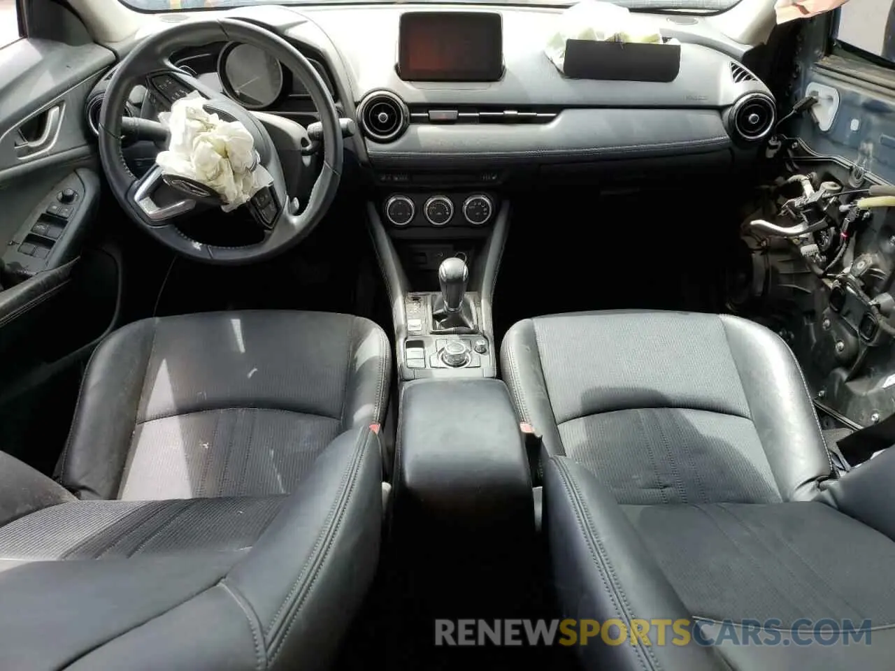 8 Фотография поврежденного автомобиля JM1DKFC79M1504702 MAZDA CX-3 2021