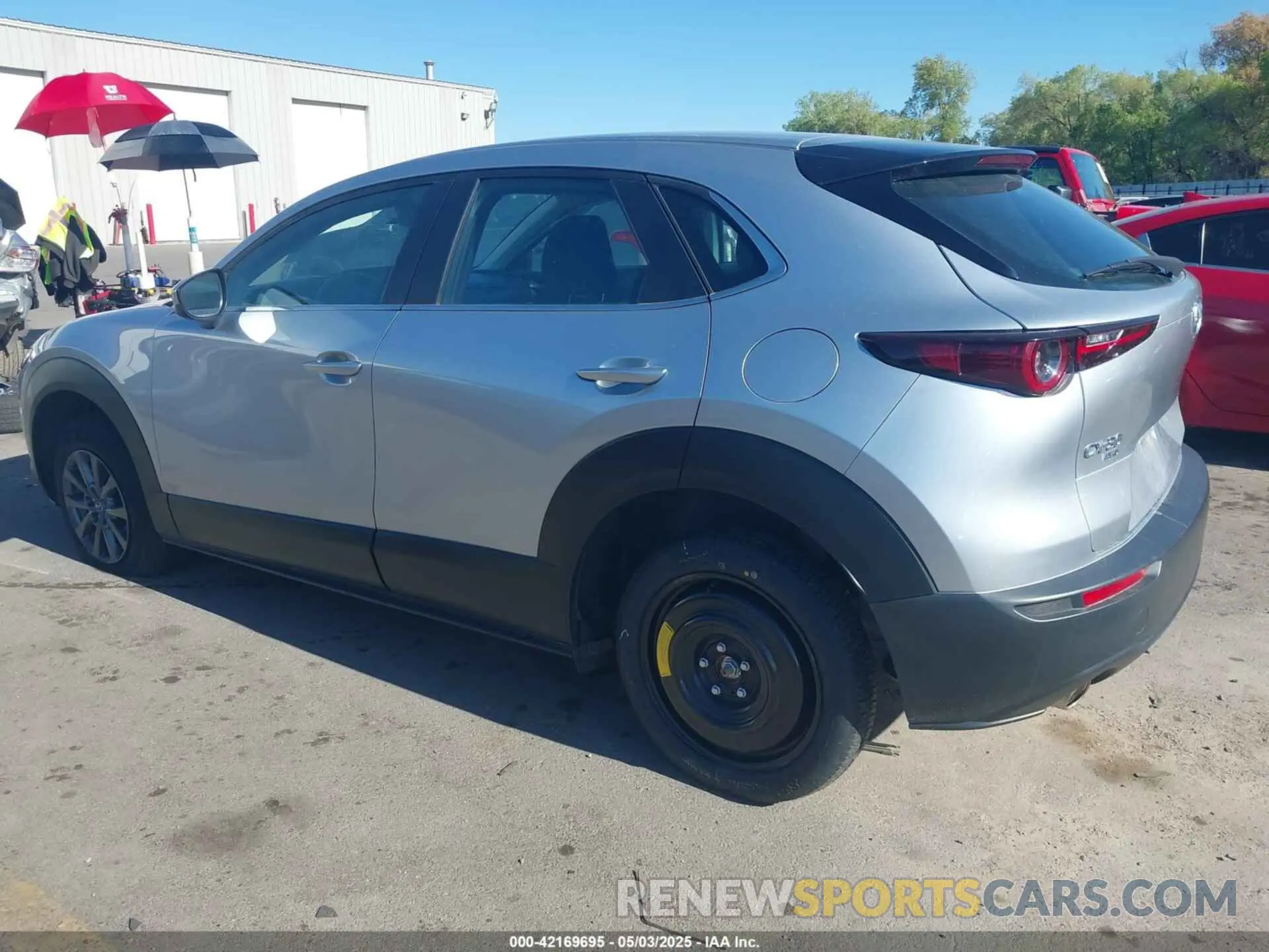 3 Photograph of a damaged car 3MVDMBBL0LM122463 MAZDA CX-30 2020