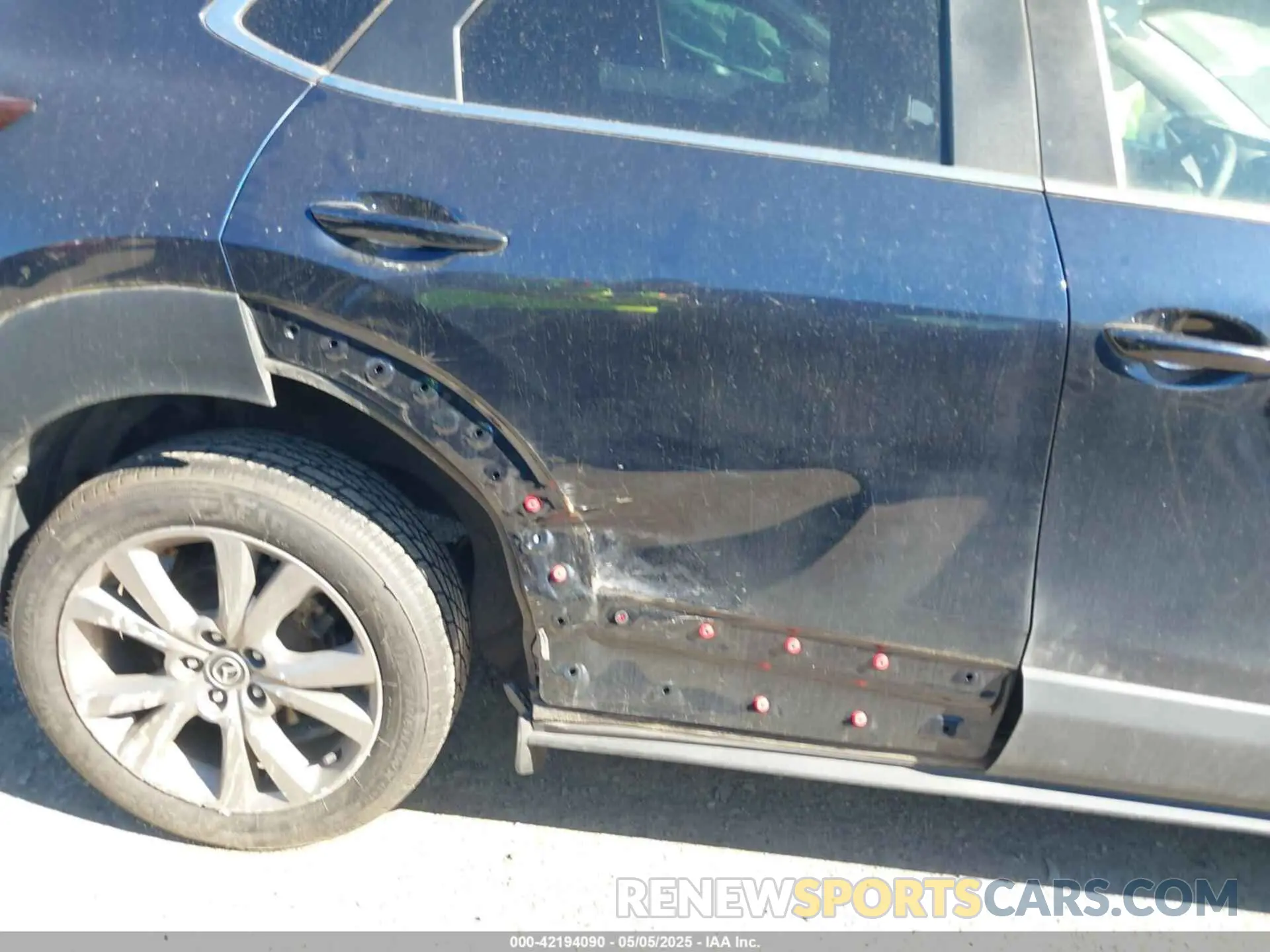 18 Фотография поврежденного автомобиля 3MVDMBCL4LM140110 MAZDA CX-30 2020