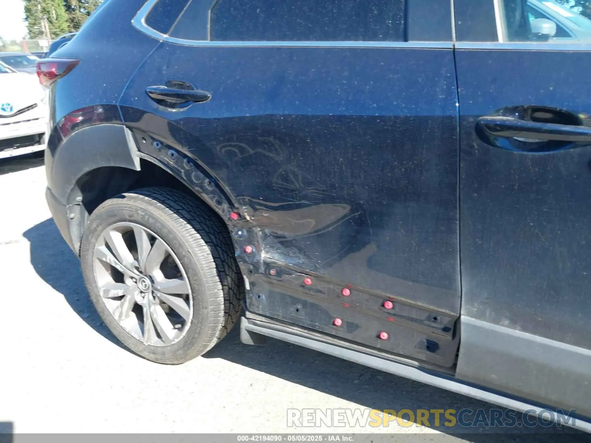 19 Фотография поврежденного автомобиля 3MVDMBCL4LM140110 MAZDA CX-30 2020