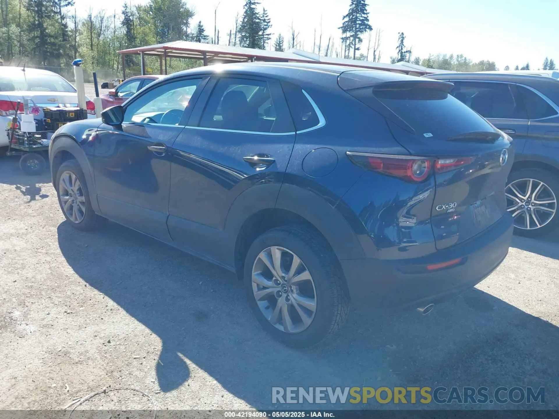 3 Фотография поврежденного автомобиля 3MVDMBCL4LM140110 MAZDA CX-30 2020