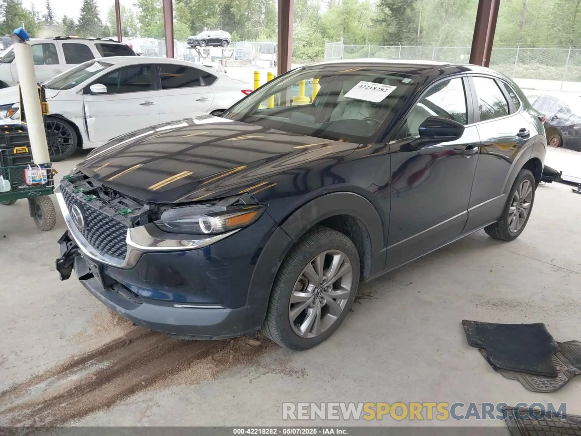 2 Photograph of a damaged car 3MVDMBCL8LM133368 MAZDA CX-30 2020