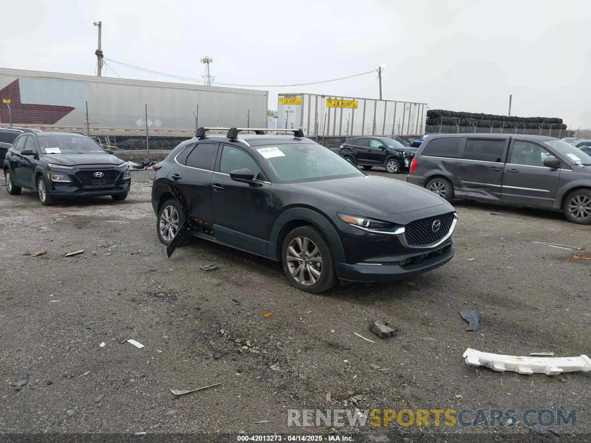 1 Photograph of a damaged car 3MVDMBCLXLM105748 MAZDA CX-30 2020