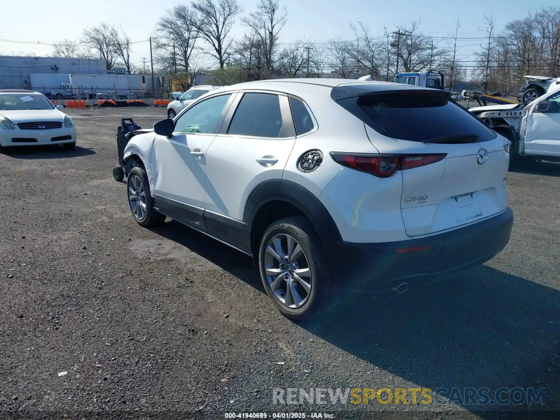 3 Photograph of a damaged car 3MVDMBDL6LM135604 MAZDA CX-30 2020