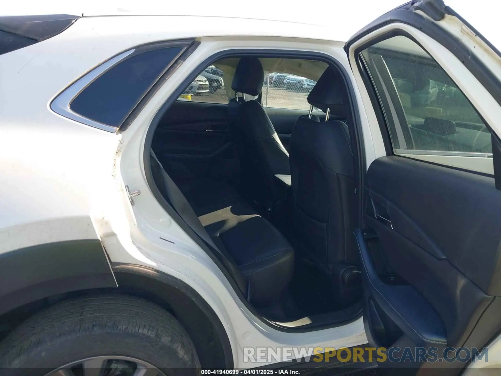 8 Photograph of a damaged car 3MVDMBDL6LM135604 MAZDA CX-30 2020