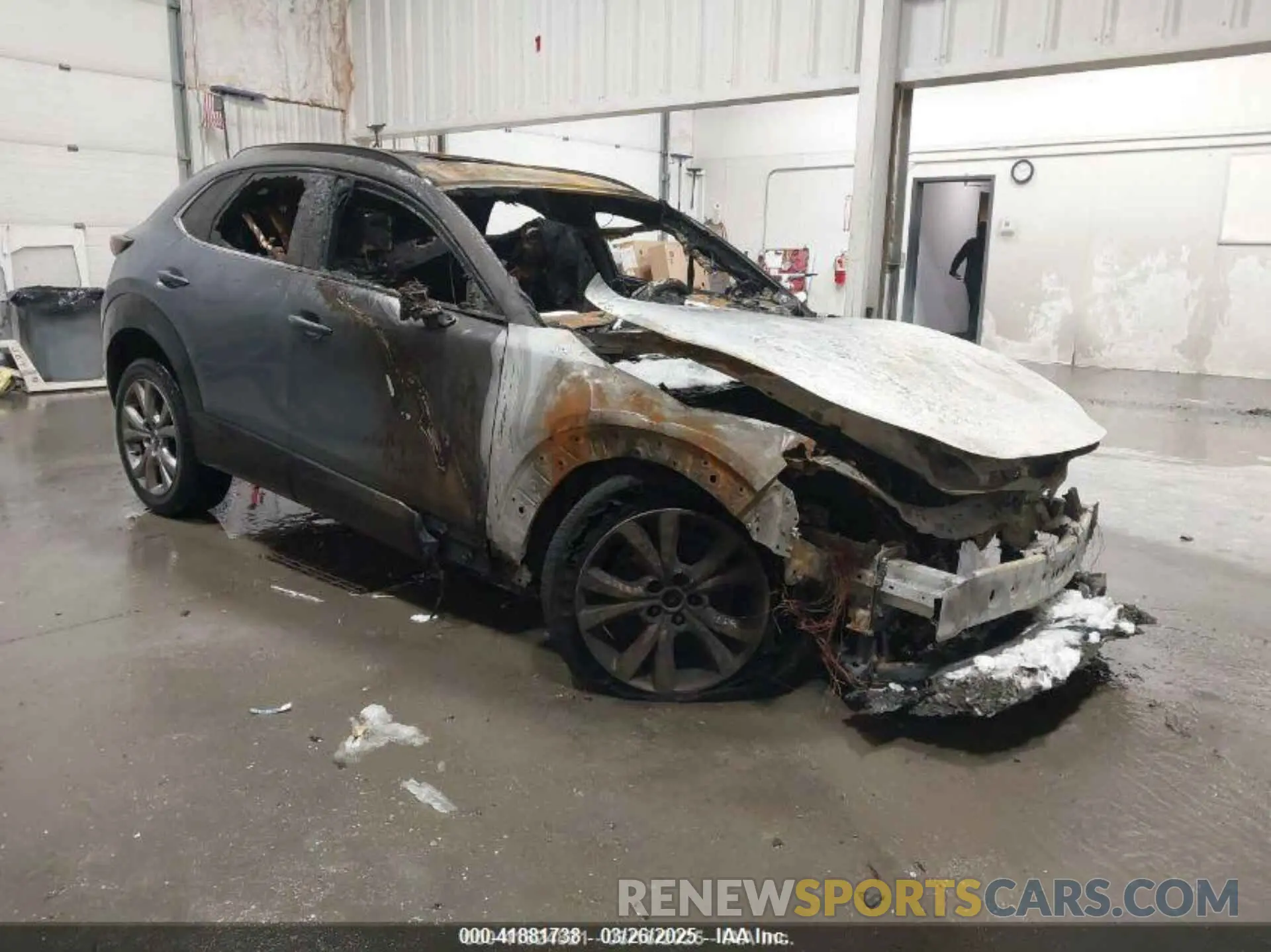 1 Photograph of a damaged car 3MVDMBEM1LM139700 MAZDA CX-30 2020