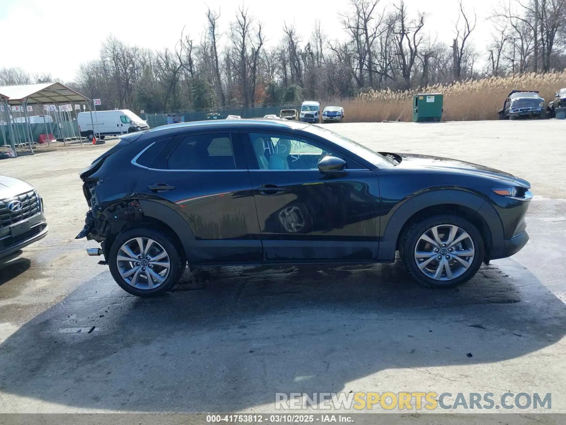 14 Photograph of a damaged car 3MVDMBEM5LM106120 MAZDA CX-30 2020
