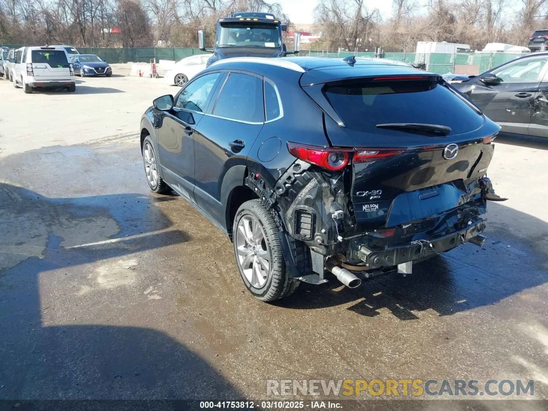 3 Photograph of a damaged car 3MVDMBEM5LM106120 MAZDA CX-30 2020