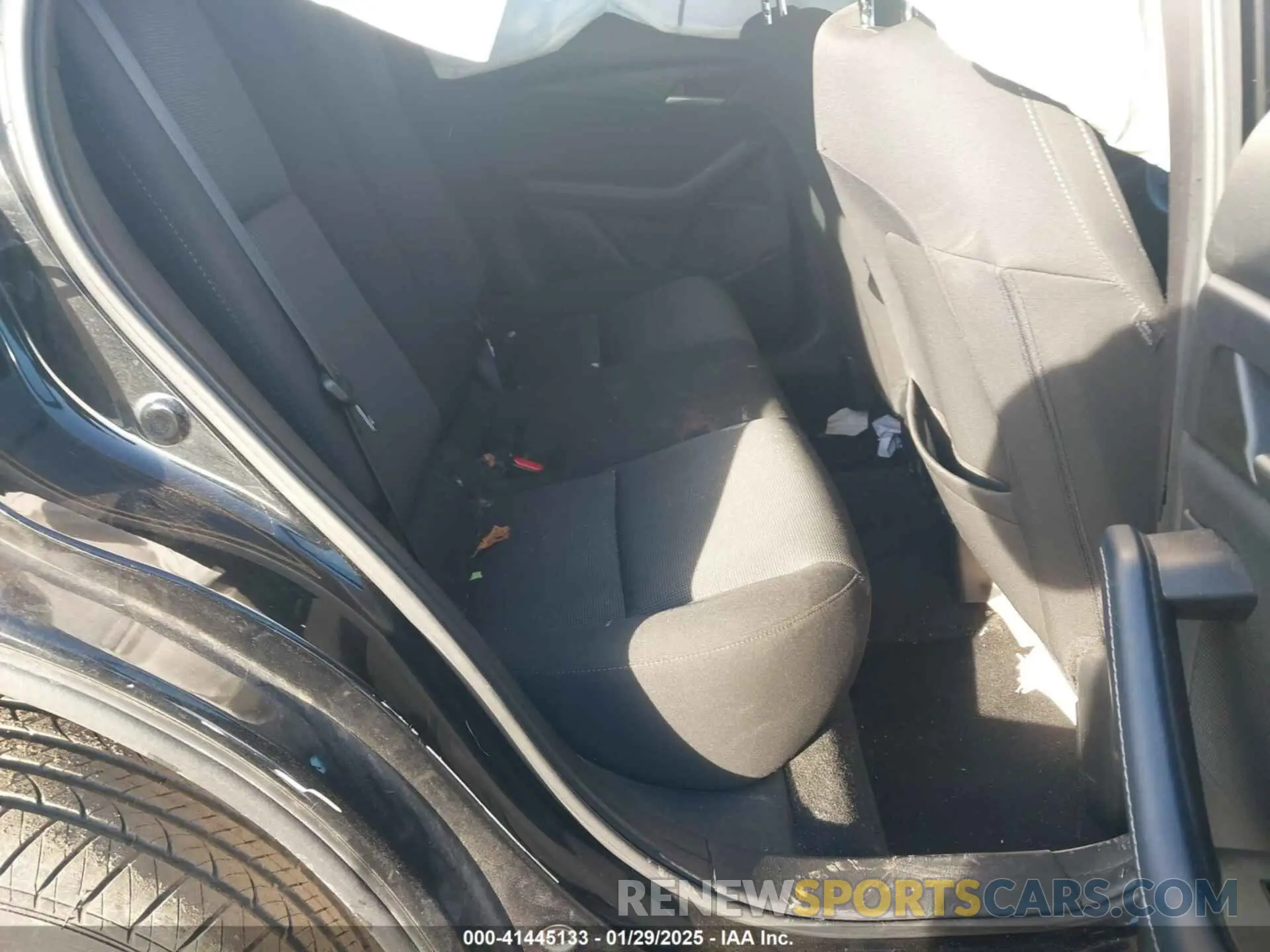 8 Photograph of a damaged car 3MVDMAAL1MM227705 MAZDA CX-30 2021