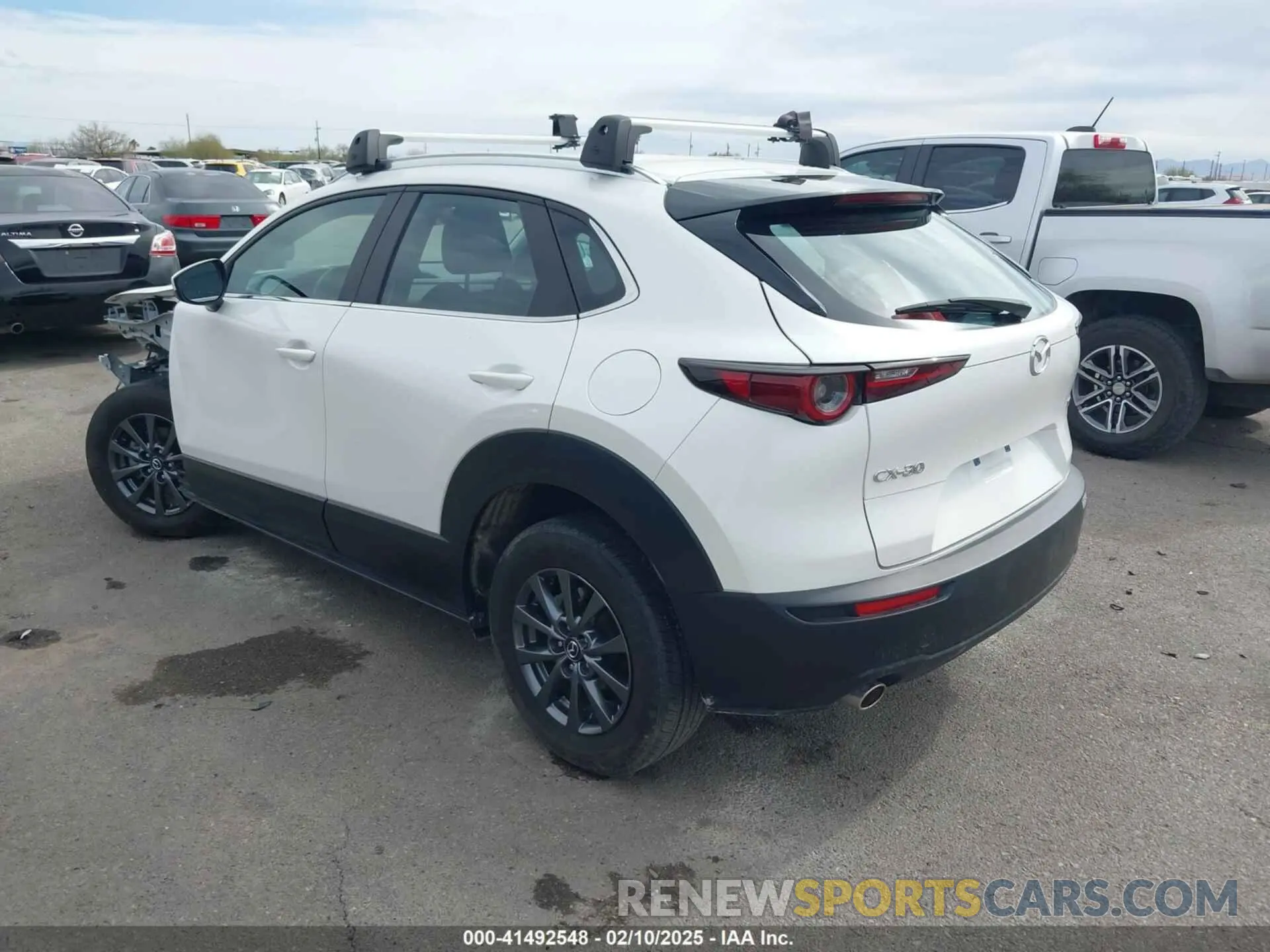 3 Photograph of a damaged car 3MVDMAAL8MM226728 MAZDA CX-30 2021