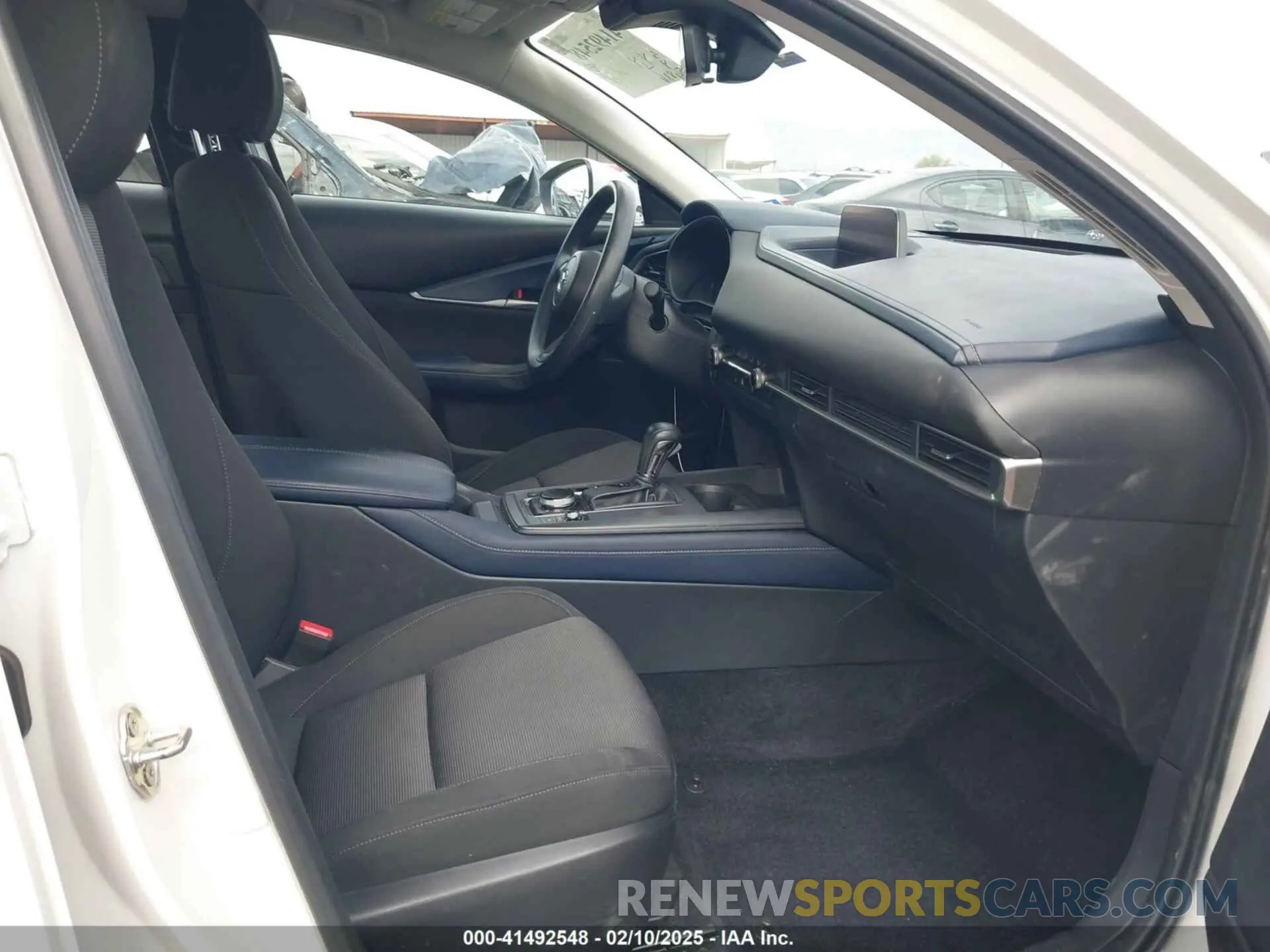 5 Photograph of a damaged car 3MVDMAAL8MM226728 MAZDA CX-30 2021
