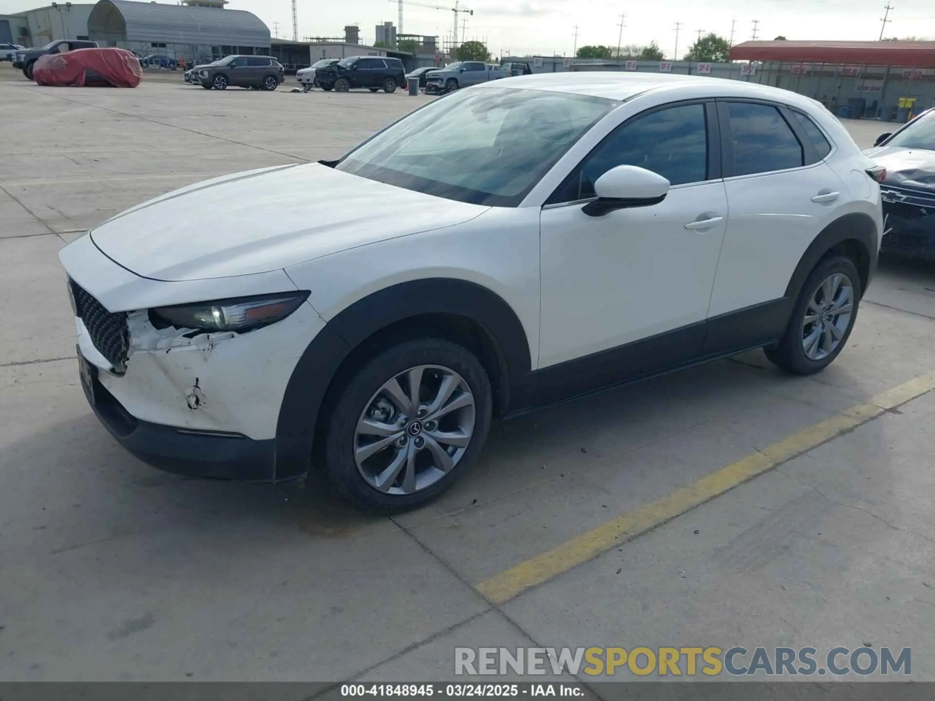 2 Photograph of a damaged car 3MVDMABL1MM248505 MAZDA CX-30 2021